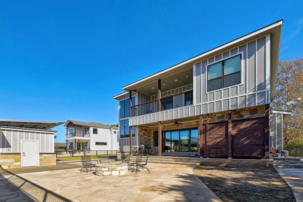 1506 Hill Top Drive A & E Granite Shoals, TX 78654 photo 4