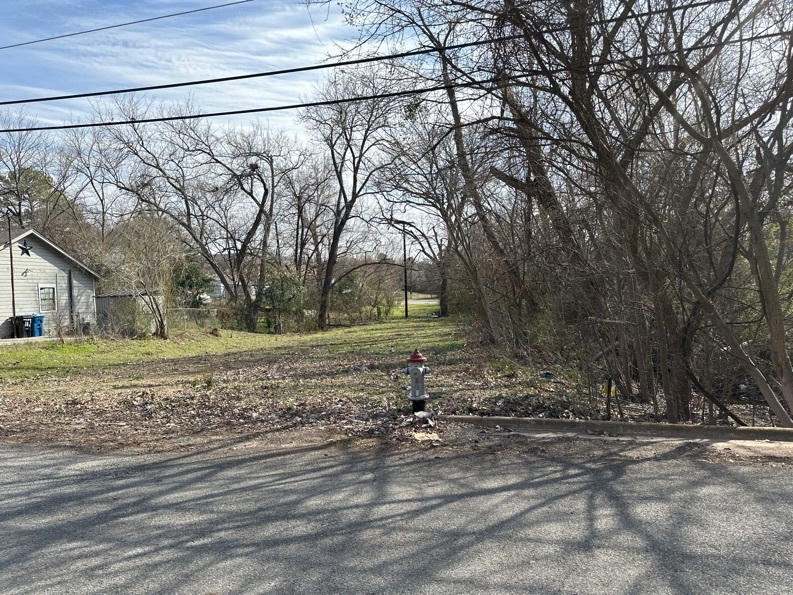 328 Murray Street Denison, TX 75020