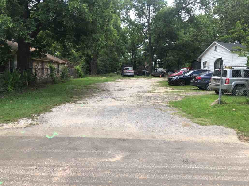 1417 East Oakwood Street Tyler, TX 75702