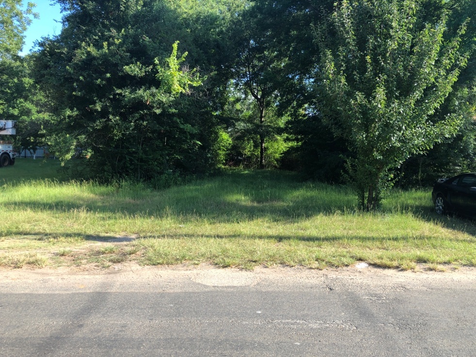 115 Richardson Drive Longview, TX 75602