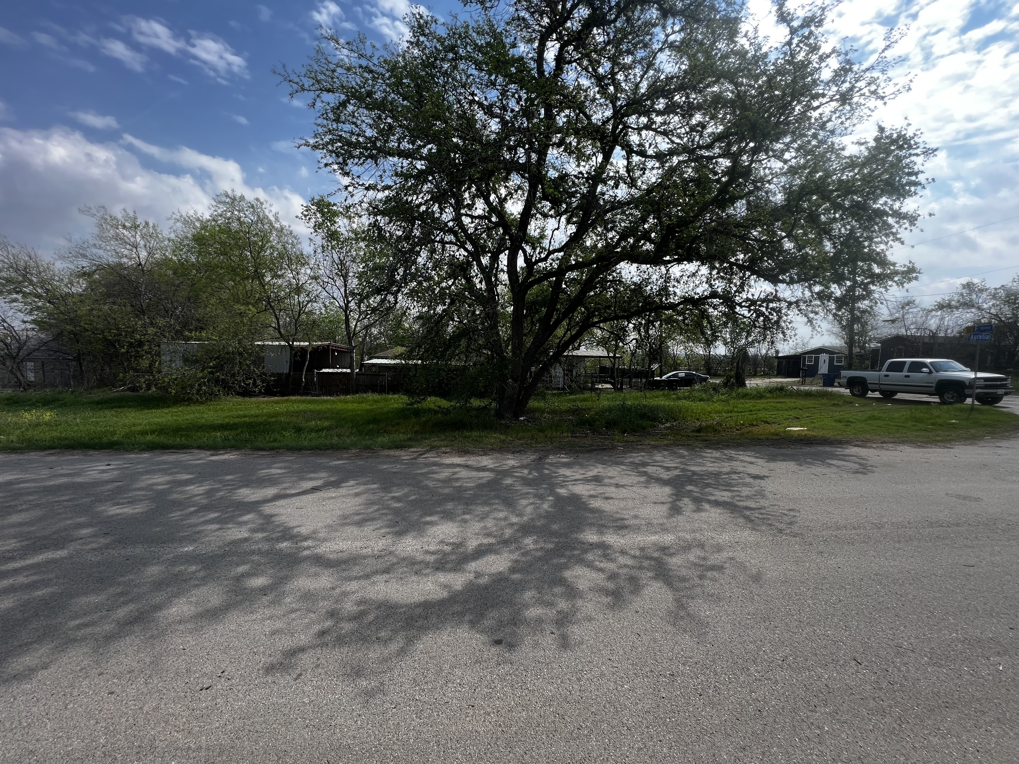 603 F Street San Antonio, TX 78220 photo 2