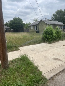 225 West Petaluma Boulevard San Antonio, TX 78221 photo 3