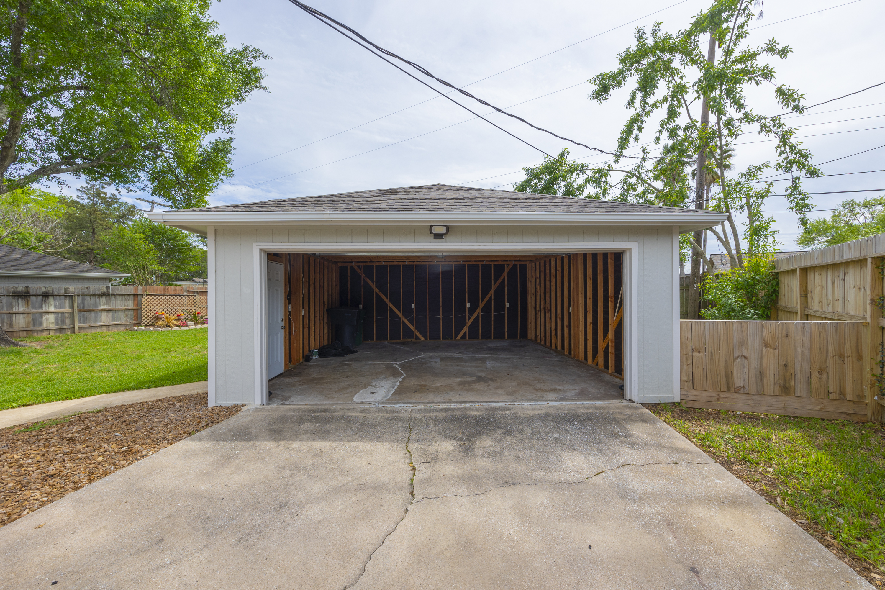 9315 Fairdale Lane Houston, TX 77063 photo 24