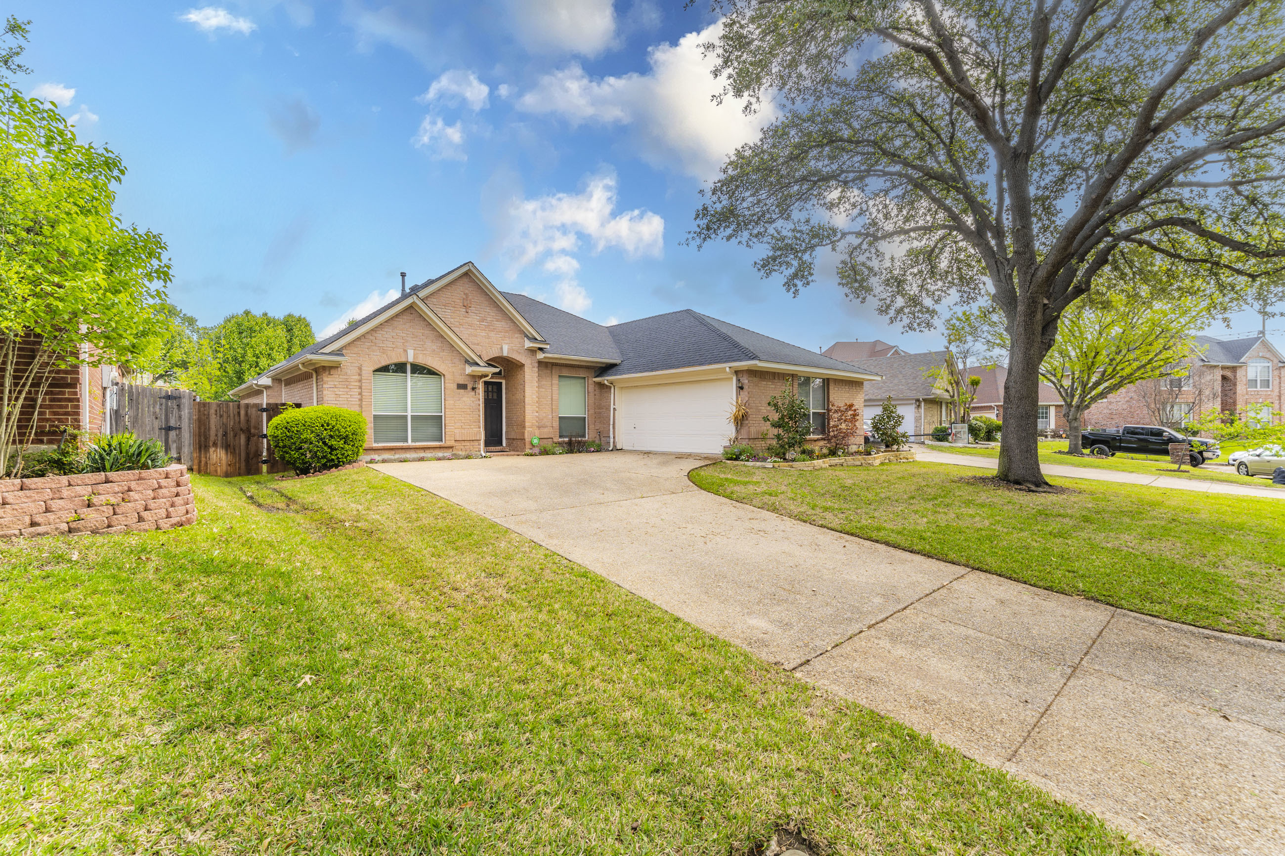 2231 Templeton Drive Arlington, TX 76006