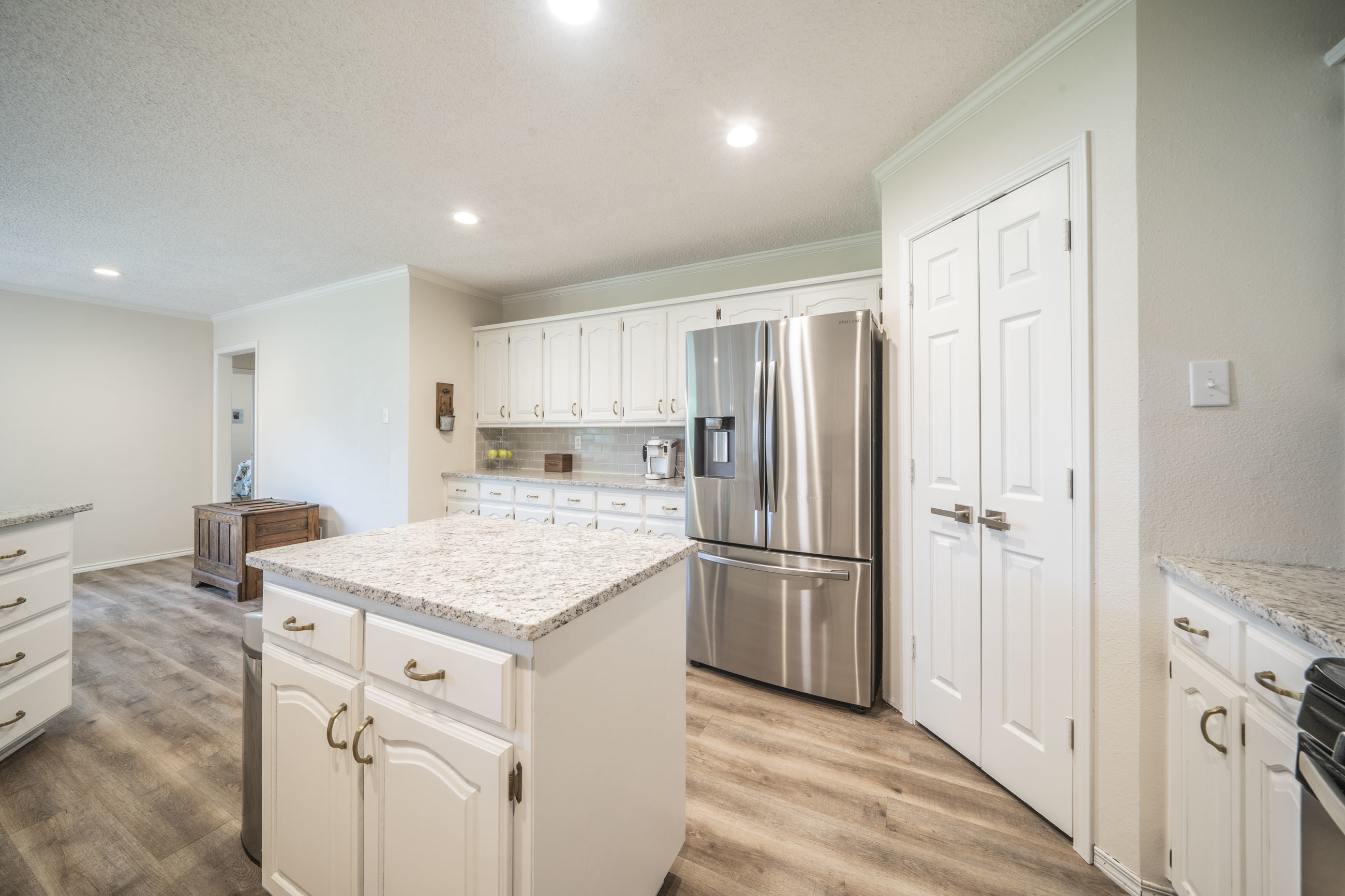 312 Creekview Circle Crandall, TX 75114 photo 8