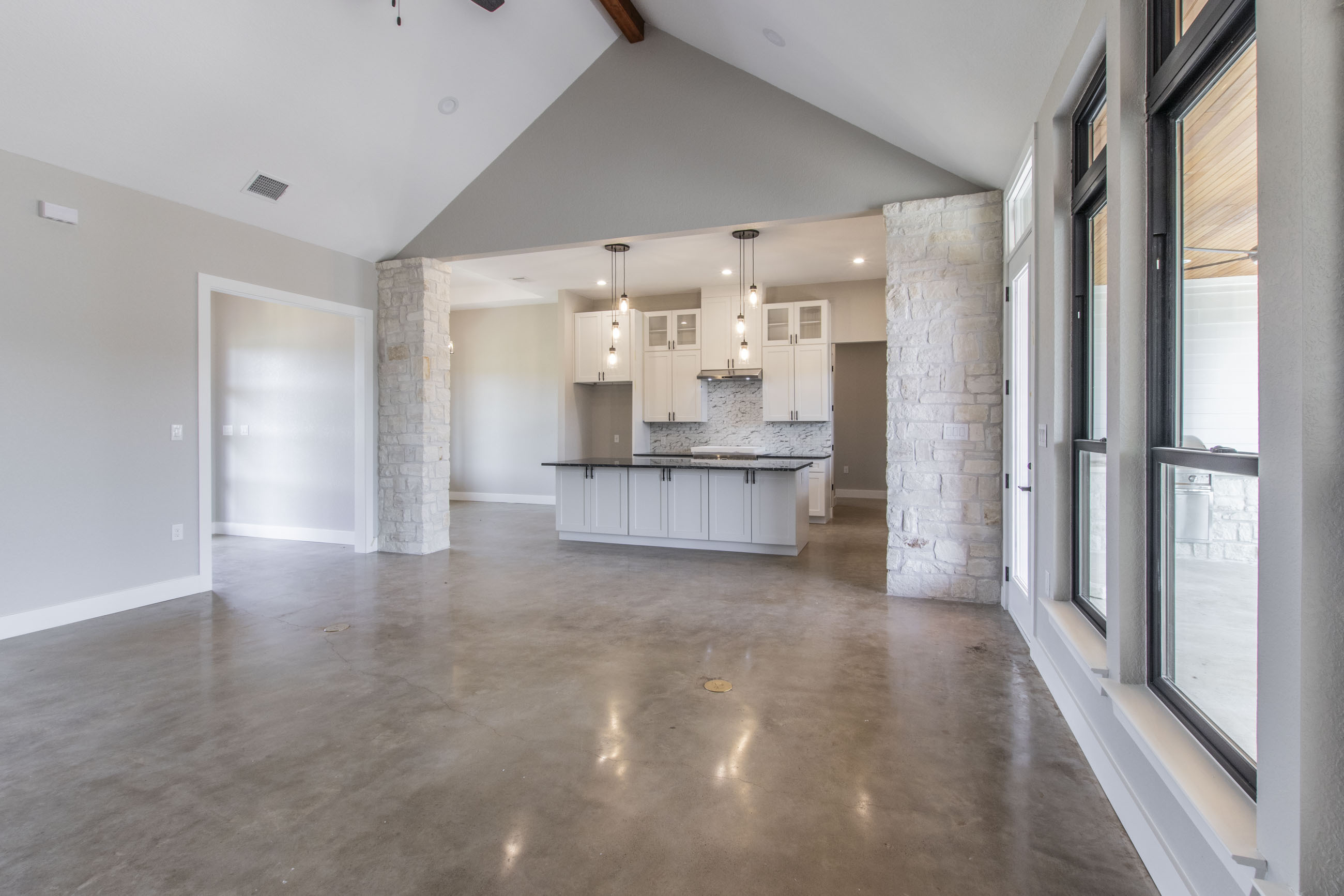 133 Ethan Lane Burnet, TX 78611 photo 10