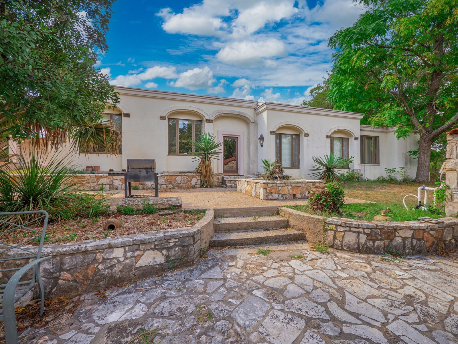 901 River Road Boerne, TX 78006 photo 2