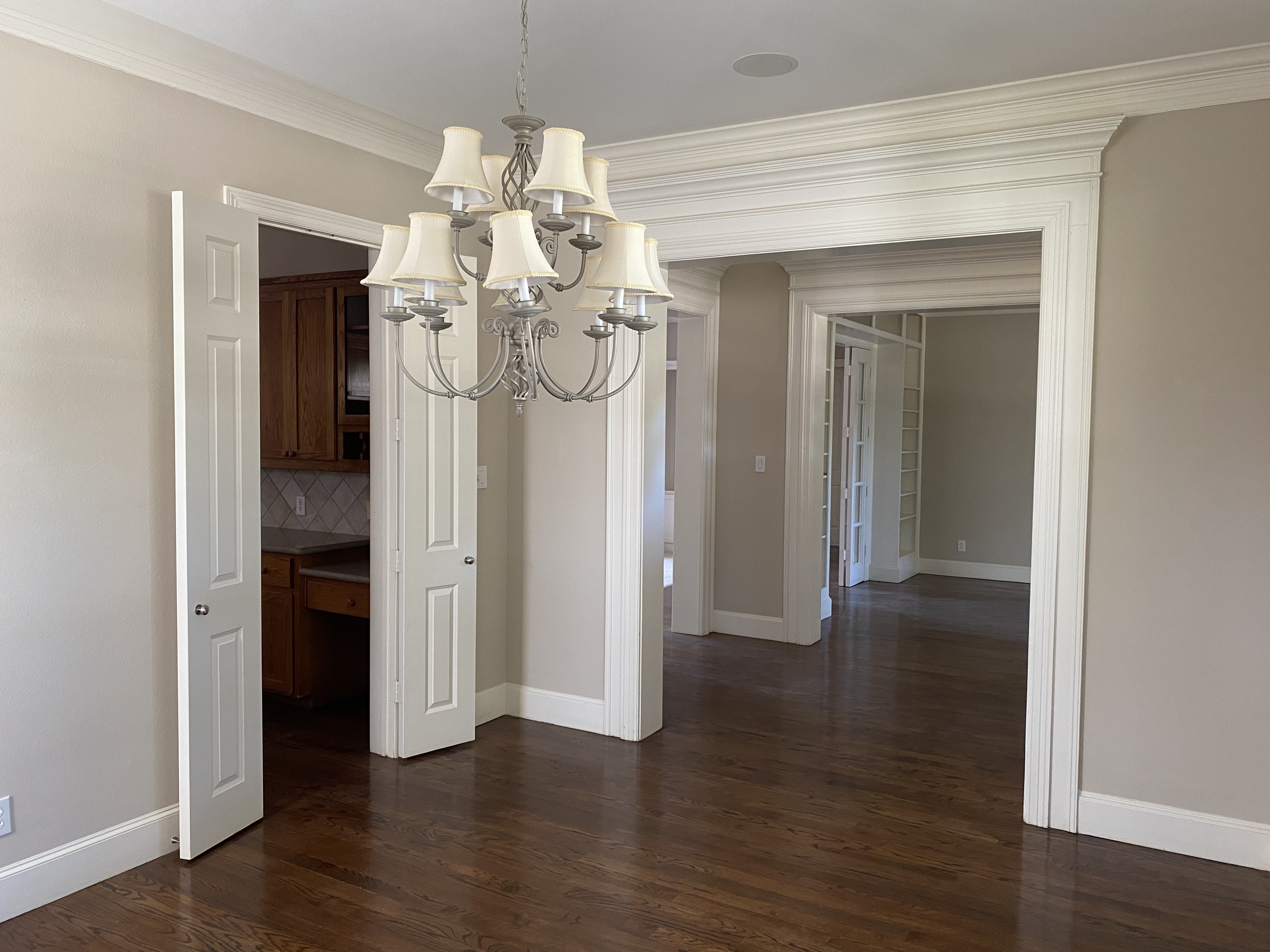 2605 Tulip Drive Richardson, TX 75082 photo 8