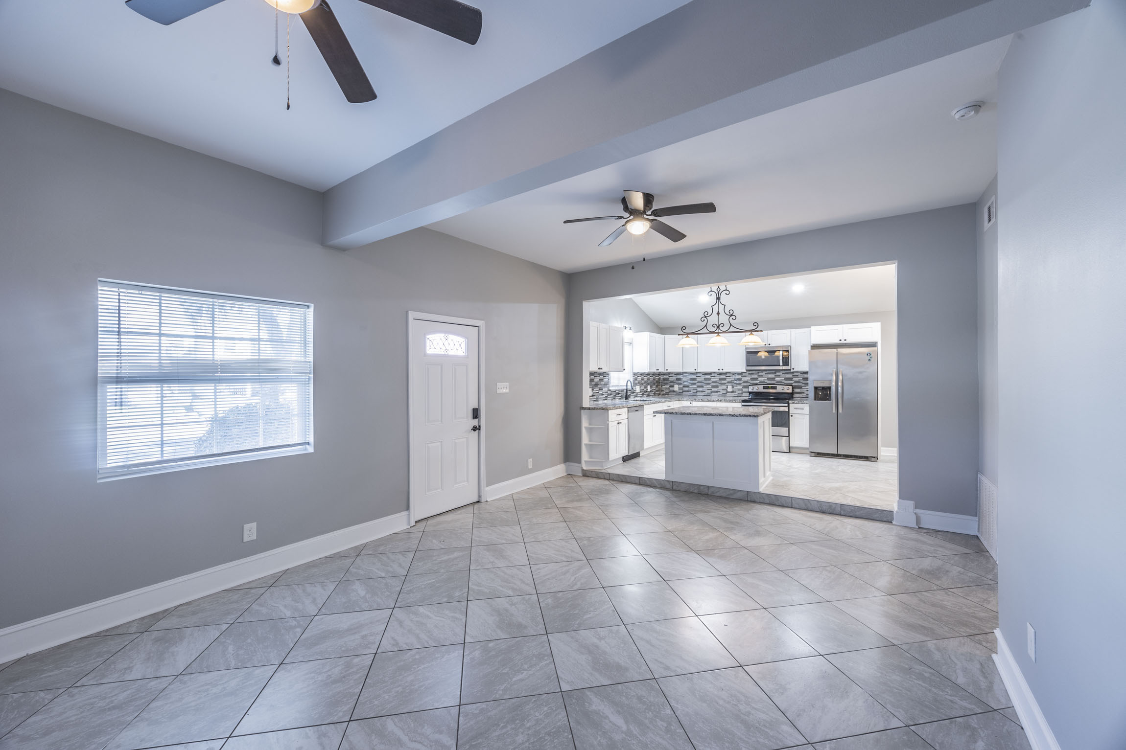 715 35th St Galveston, TX 77550 photo 6