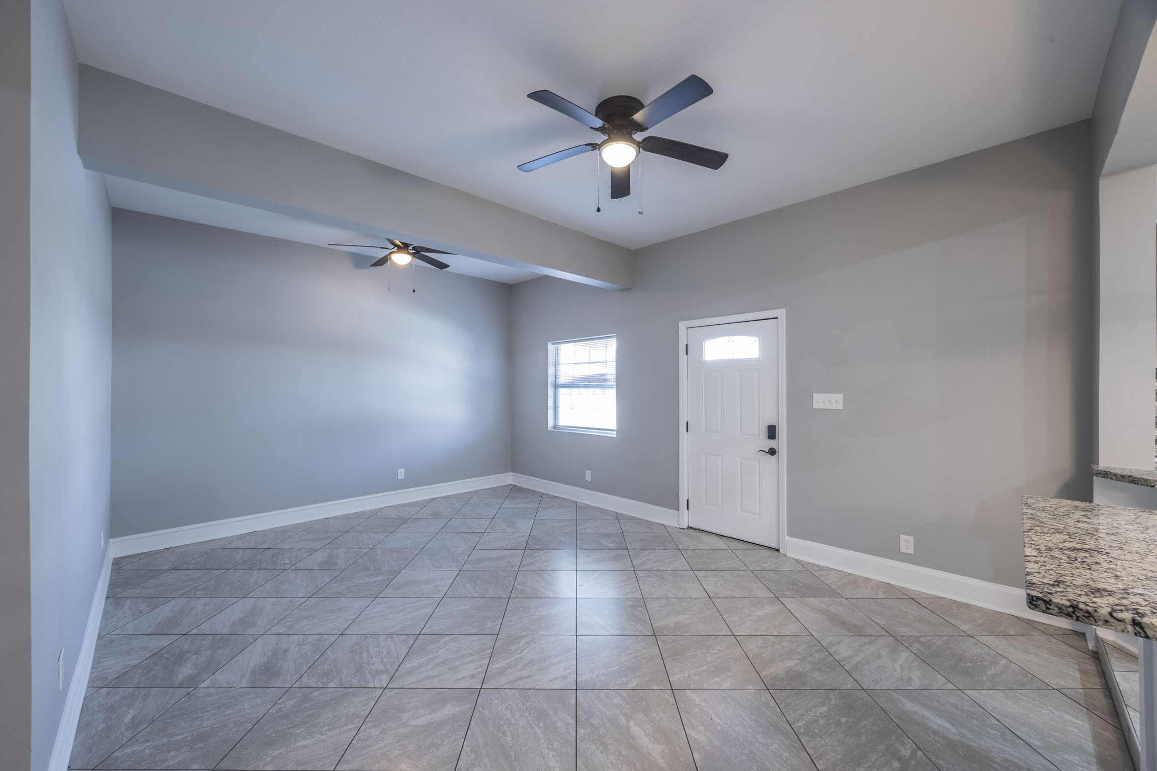 715 35th St Galveston, TX 77550 photo 8