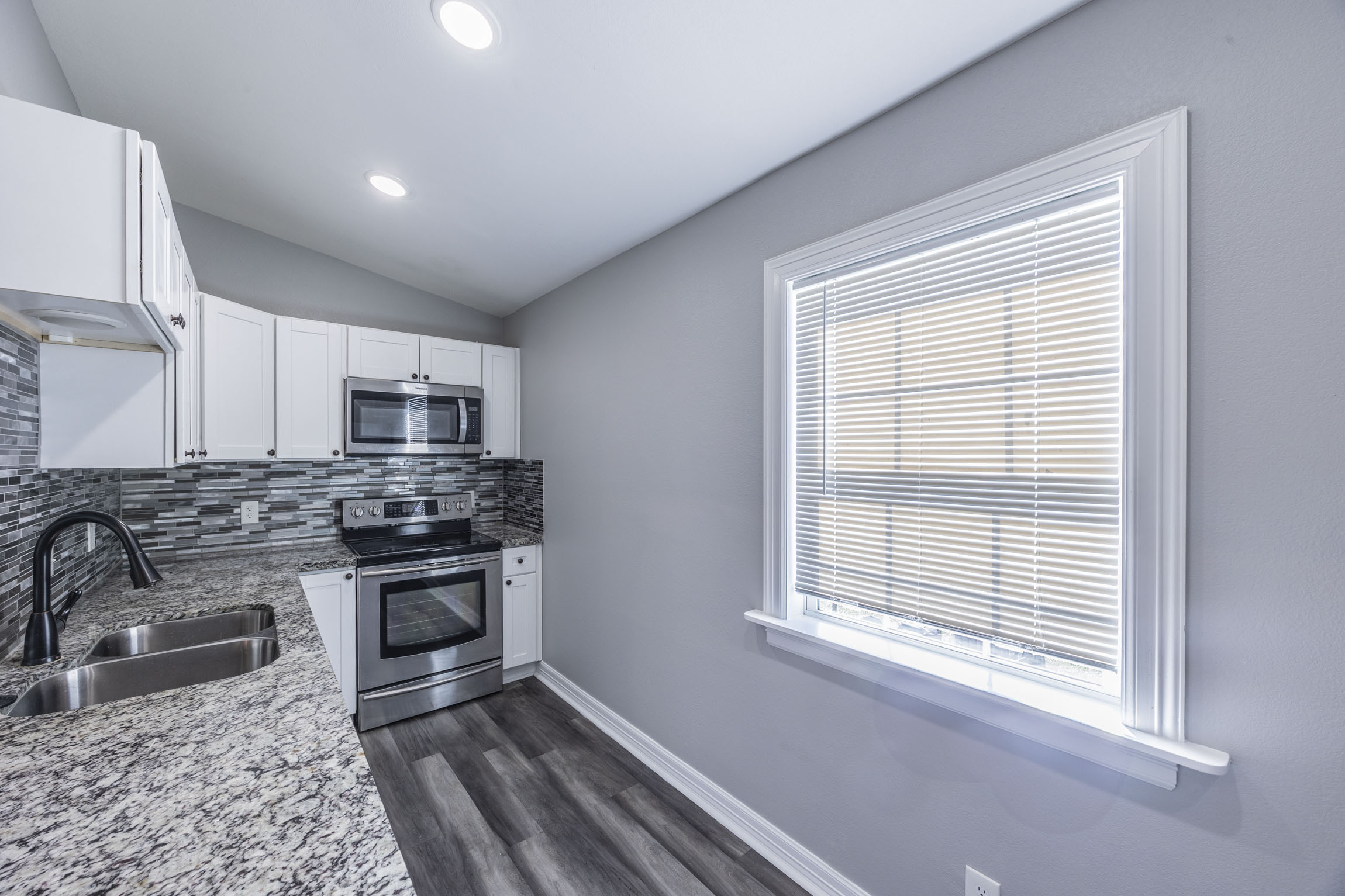 715 35th St Galveston, TX 77550 photo 16