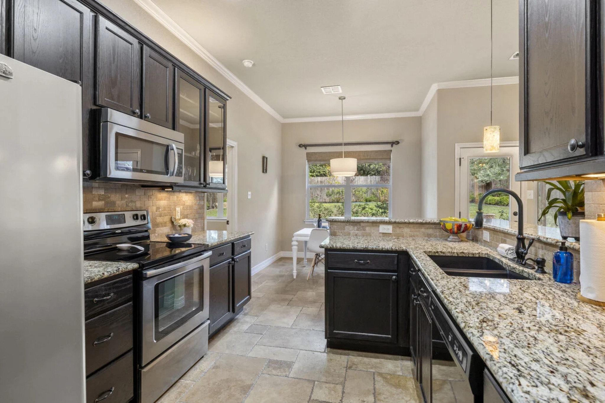10033 Longhorn Skyway Dripping Springs, TX 78620 photo 15