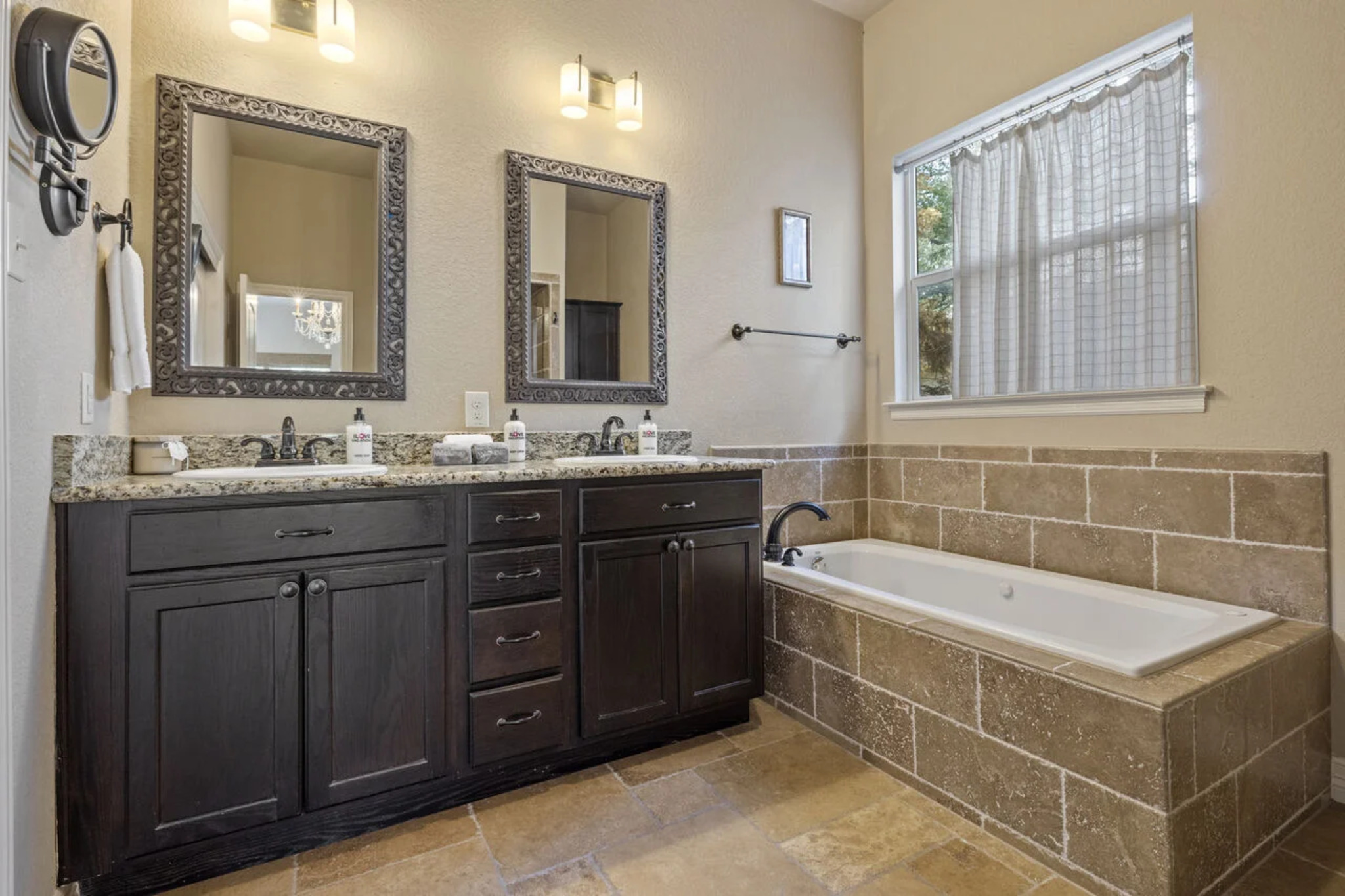 10033 Longhorn Skyway Dripping Springs, TX 78620 photo 28