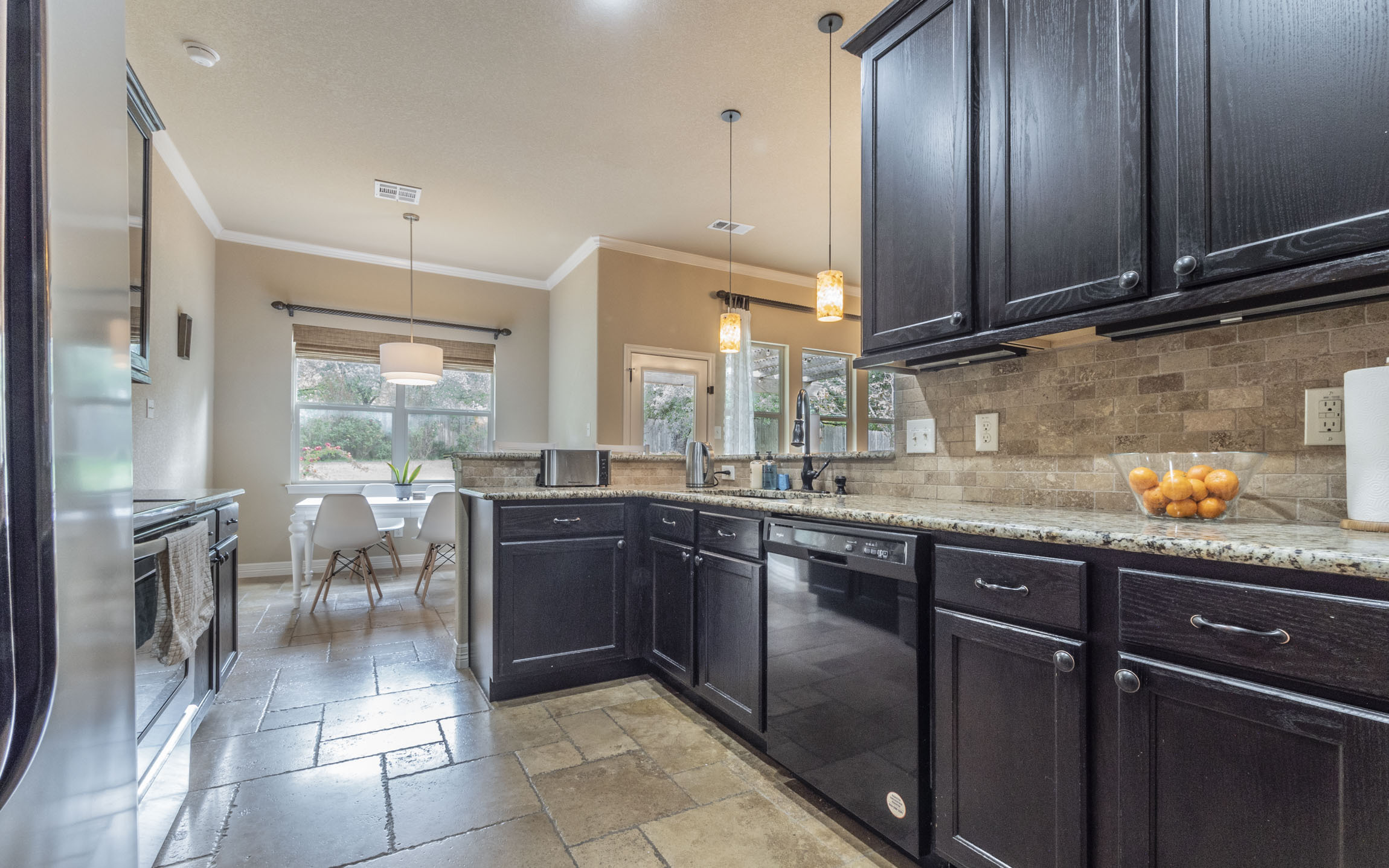 10033 Longhorn Skyway Dripping Springs, TX 78620 photo 14