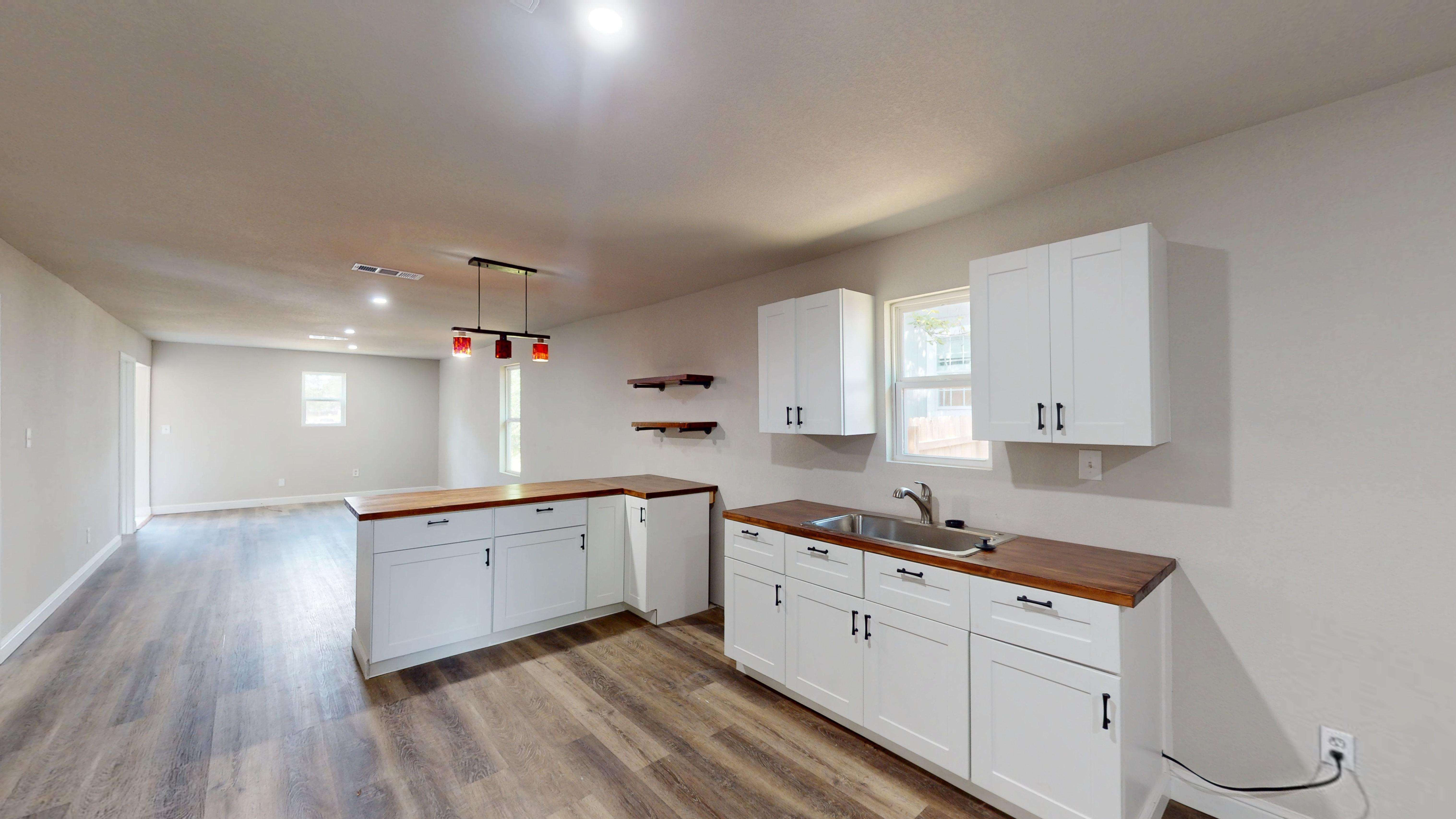 4026 Myrtle Street Dallas, TX 75215 photo 9