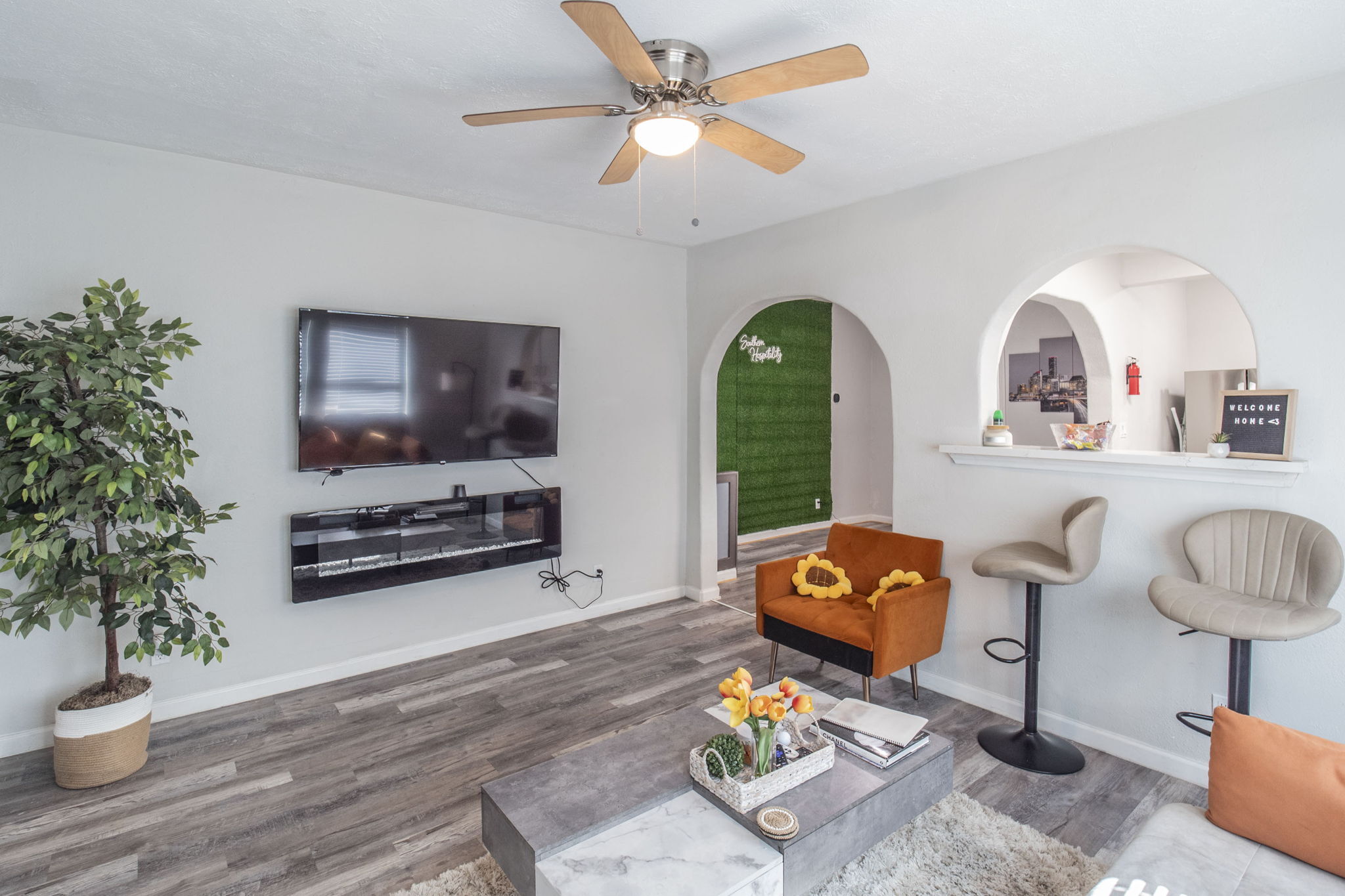 2613 & 2615 Isabella Street Houston, TX 77004 photo 4