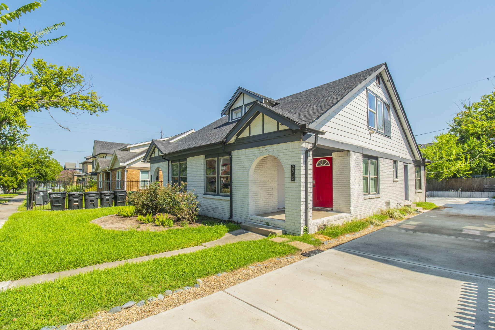 2613 & 2615 Isabella Street Houston, TX 77004
