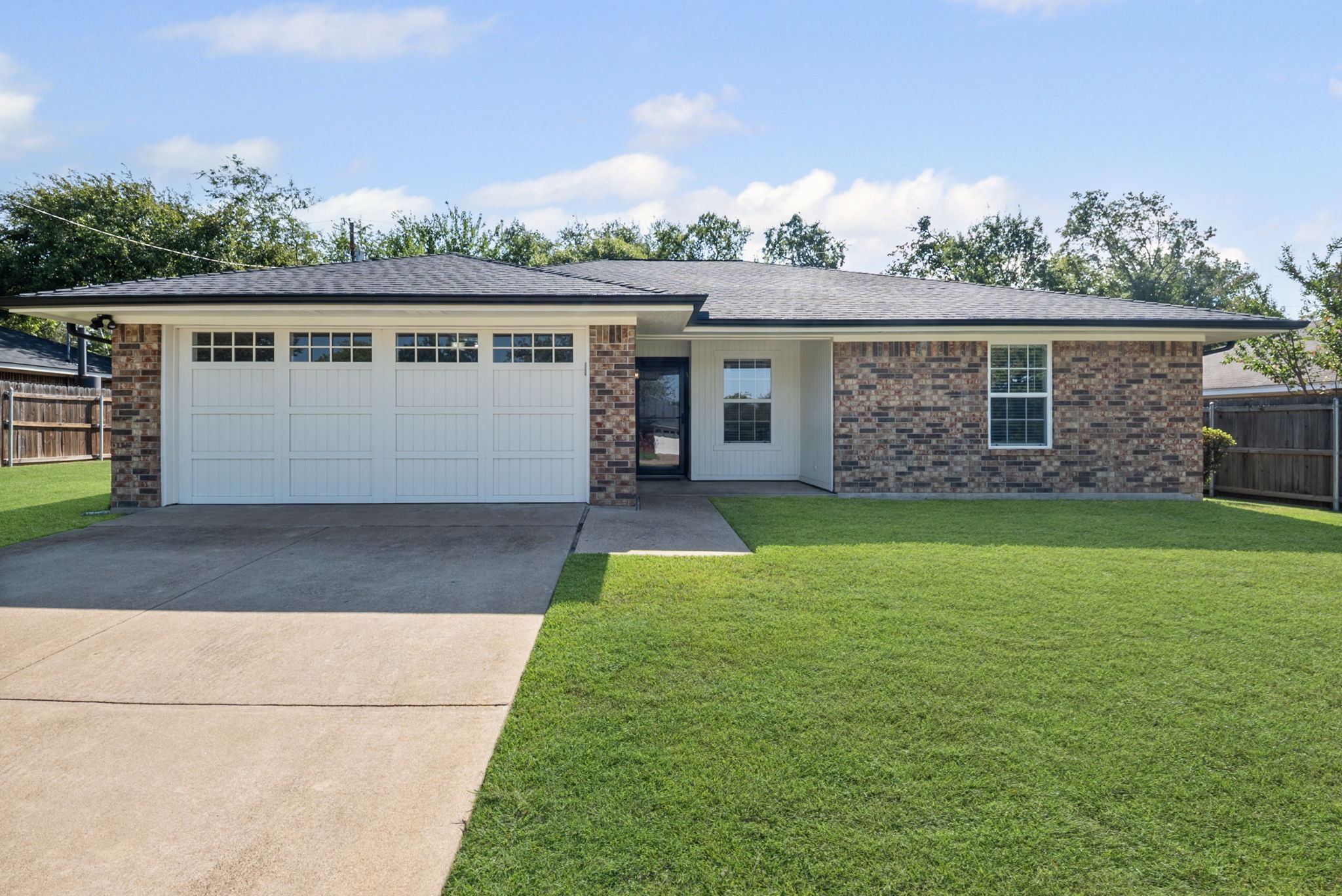 208 Pine Street Weatherford, TX 76086