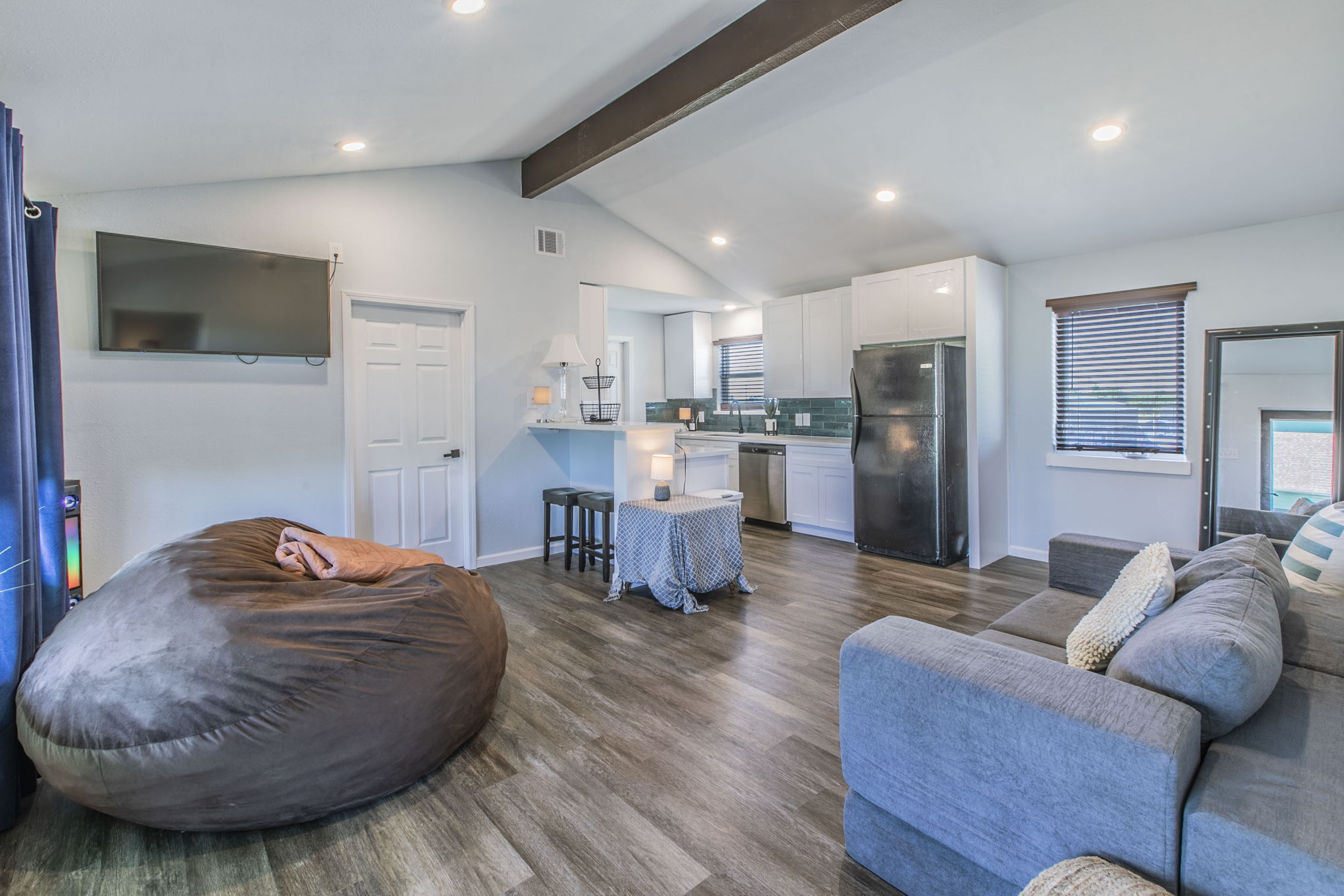 1938 Moms Road Bolivar Peninsula, TX 77650