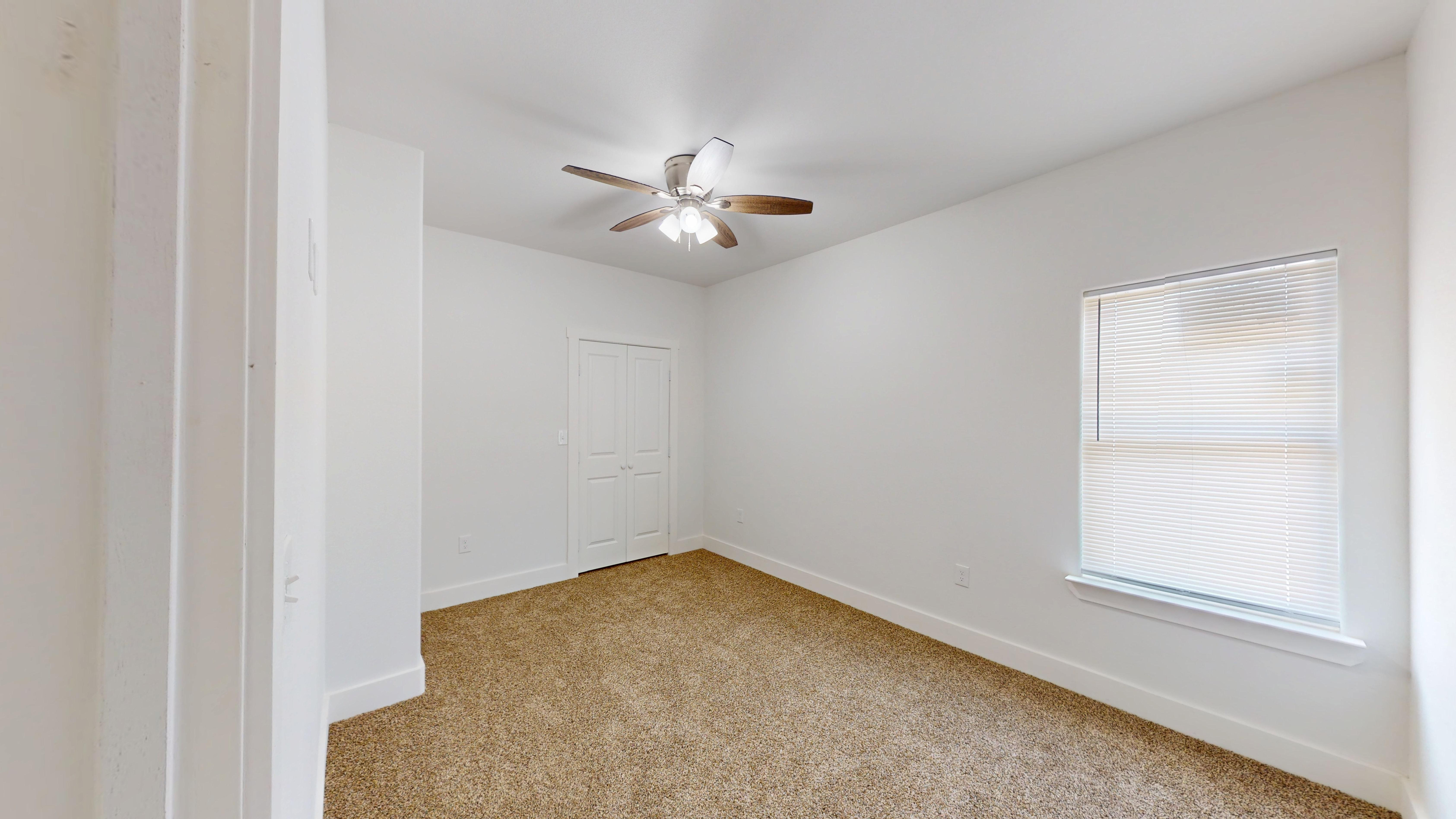 1615 Poplar Street Dallas, TX 75215 photo 22