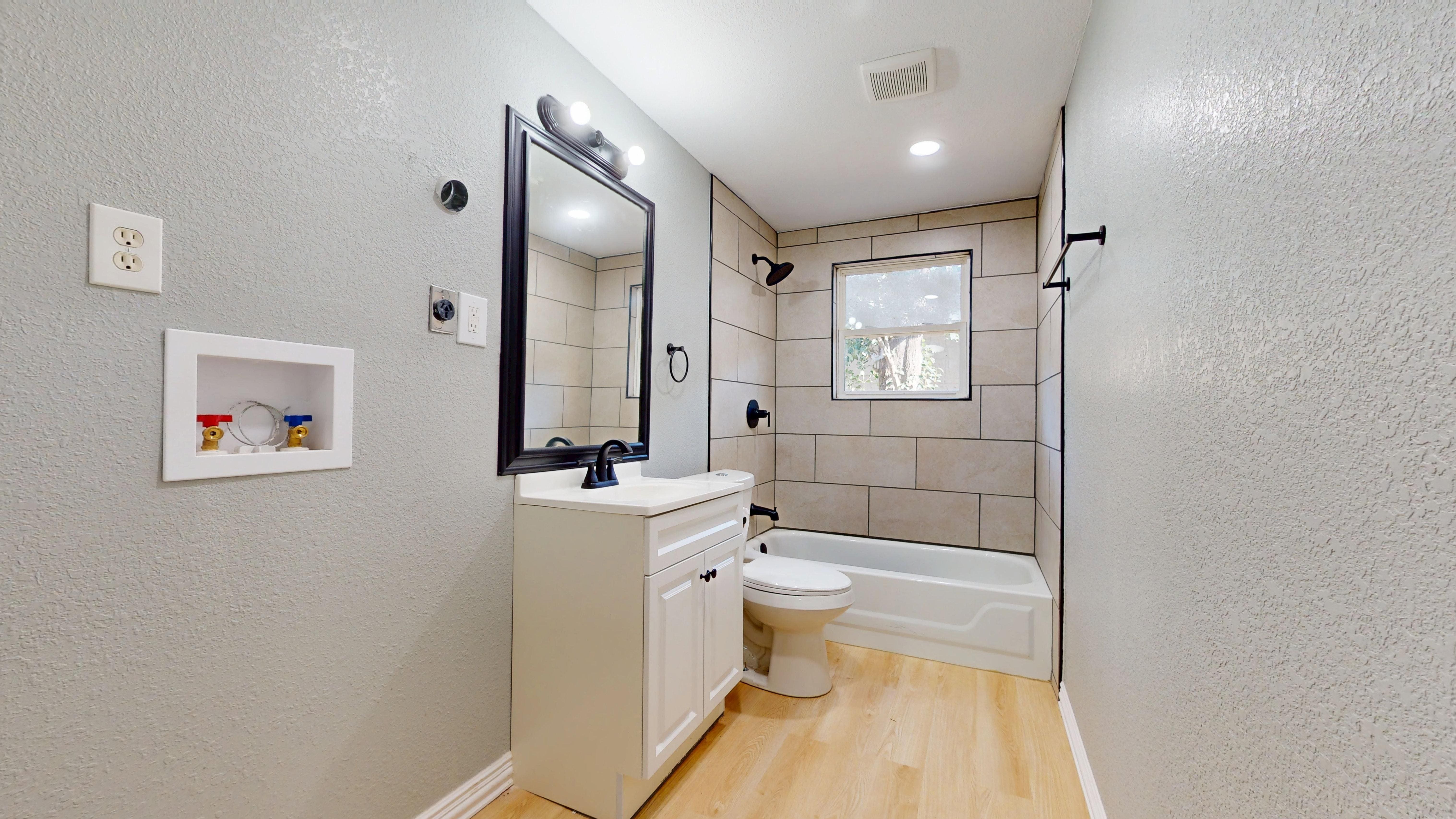 5729 Donnelly Avenue Fort Worth, TX 76107 photo 19
