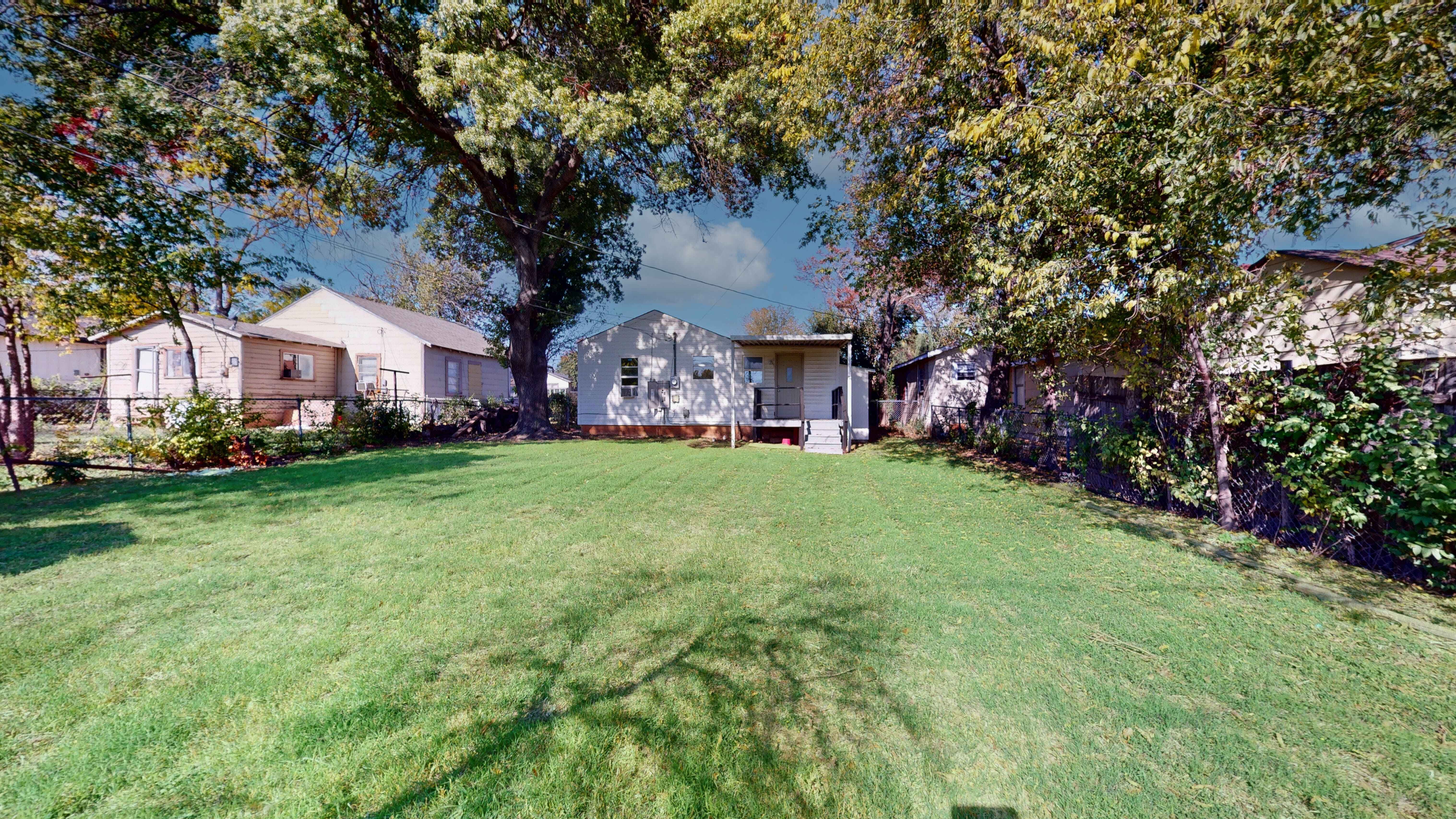 5729 Donnelly Avenue Fort Worth, TX 76107 photo 21