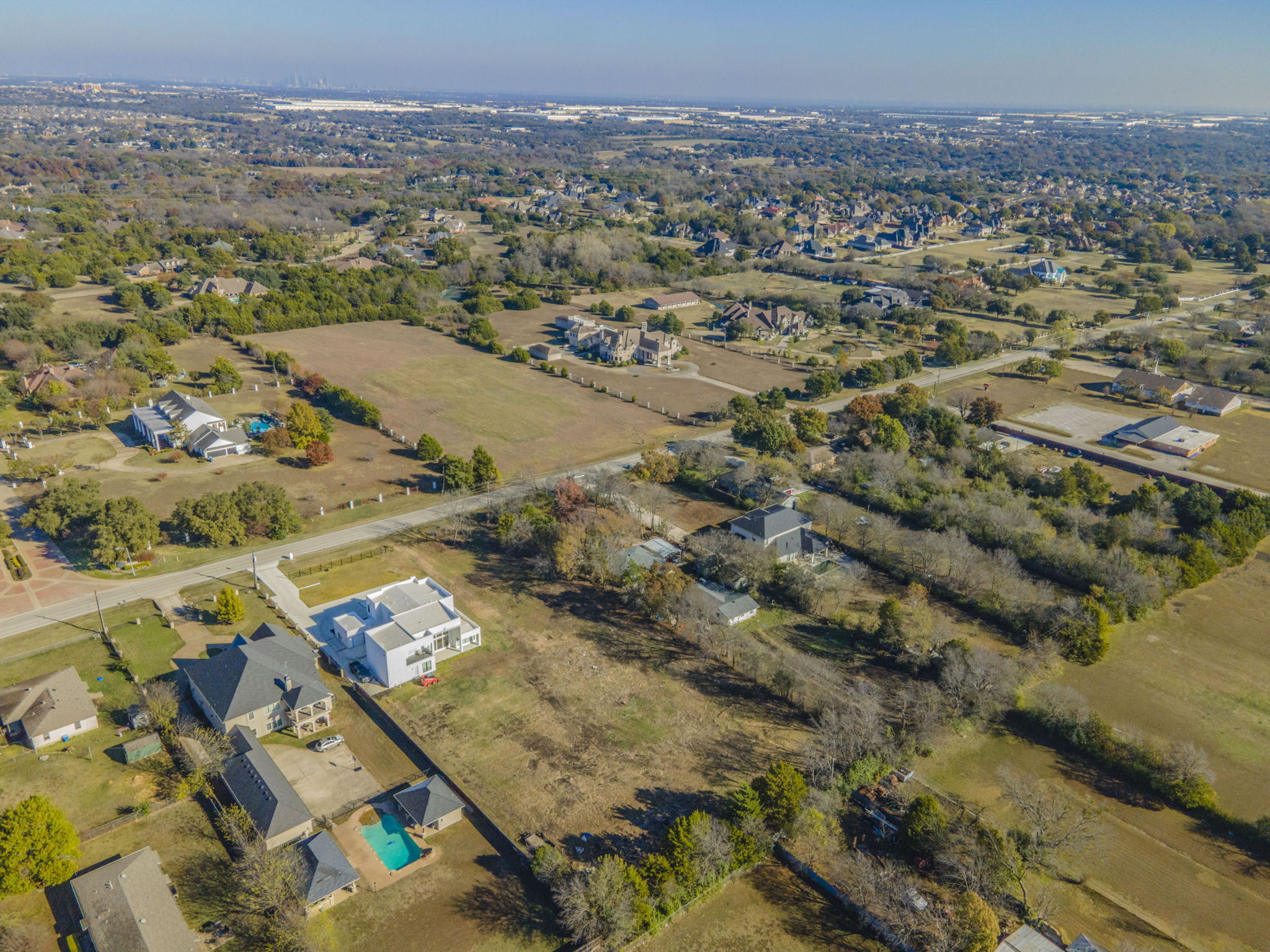 1124 West Pleasant Run Road Desoto, TX 75115 photo 3