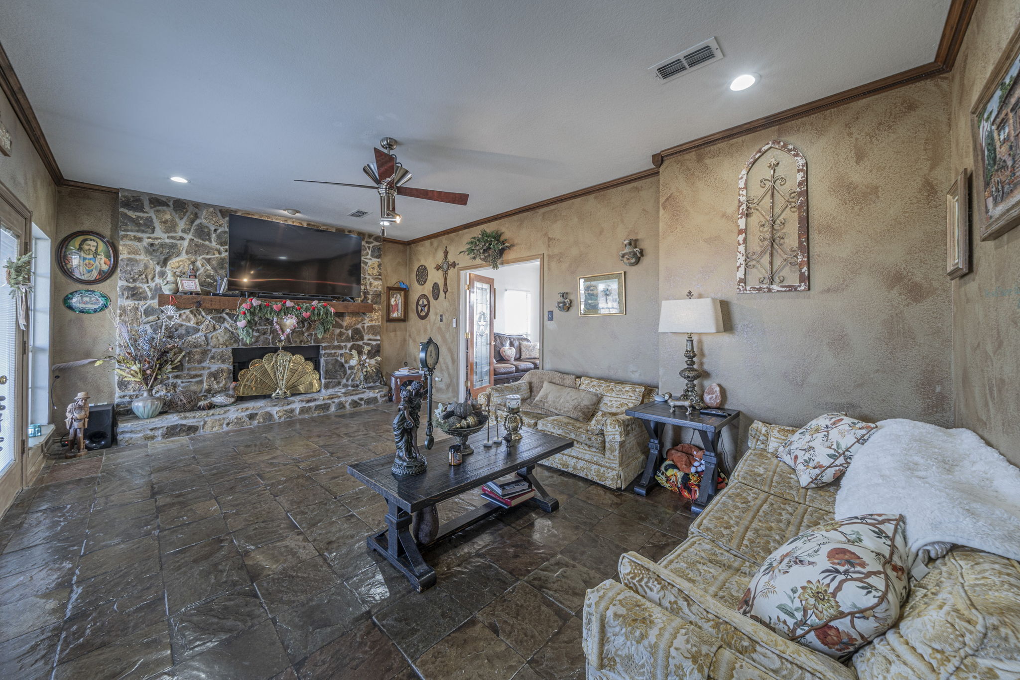 6438 Farm To Market 4 Godley, TX 76044 photo 4
