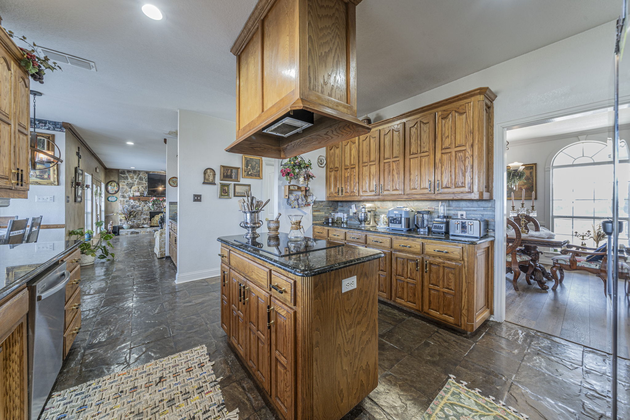 6438 Farm To Market 4 Godley, TX 76044 photo 9