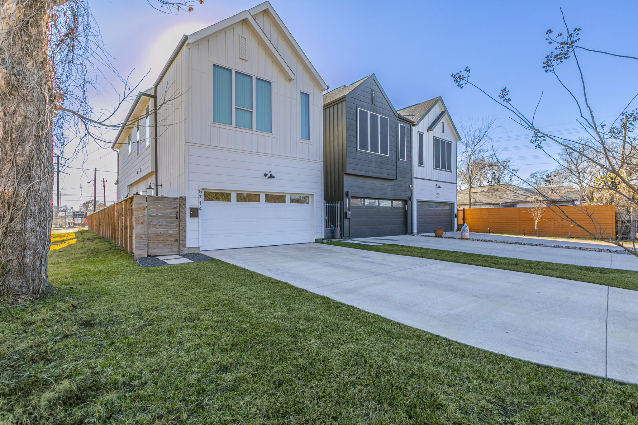 5714 Kemp Street Houston, TX 77023