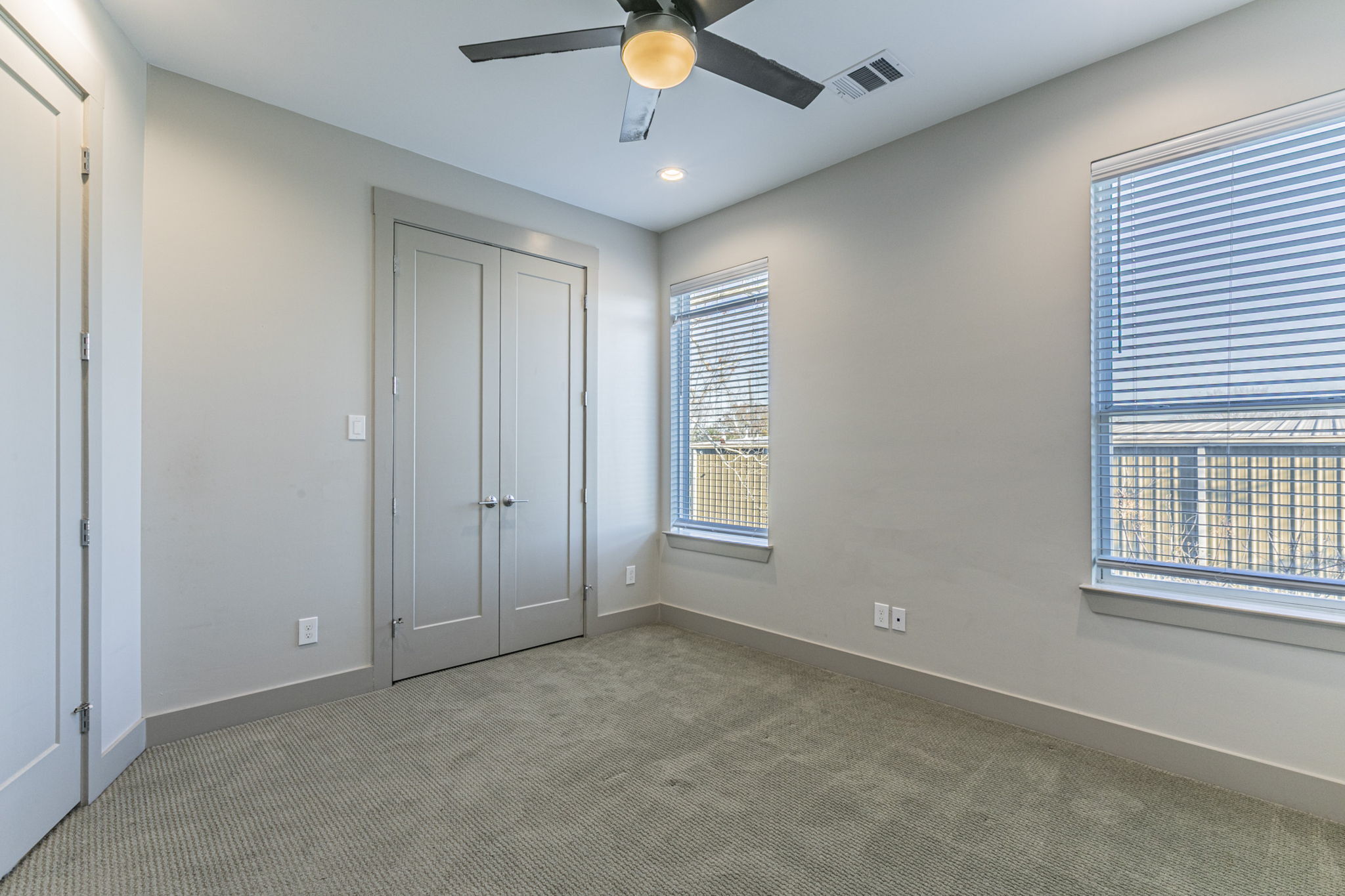 5714 Kemp Street Houston, TX 77023 photo 13