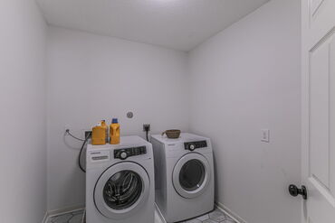 Photo 33
