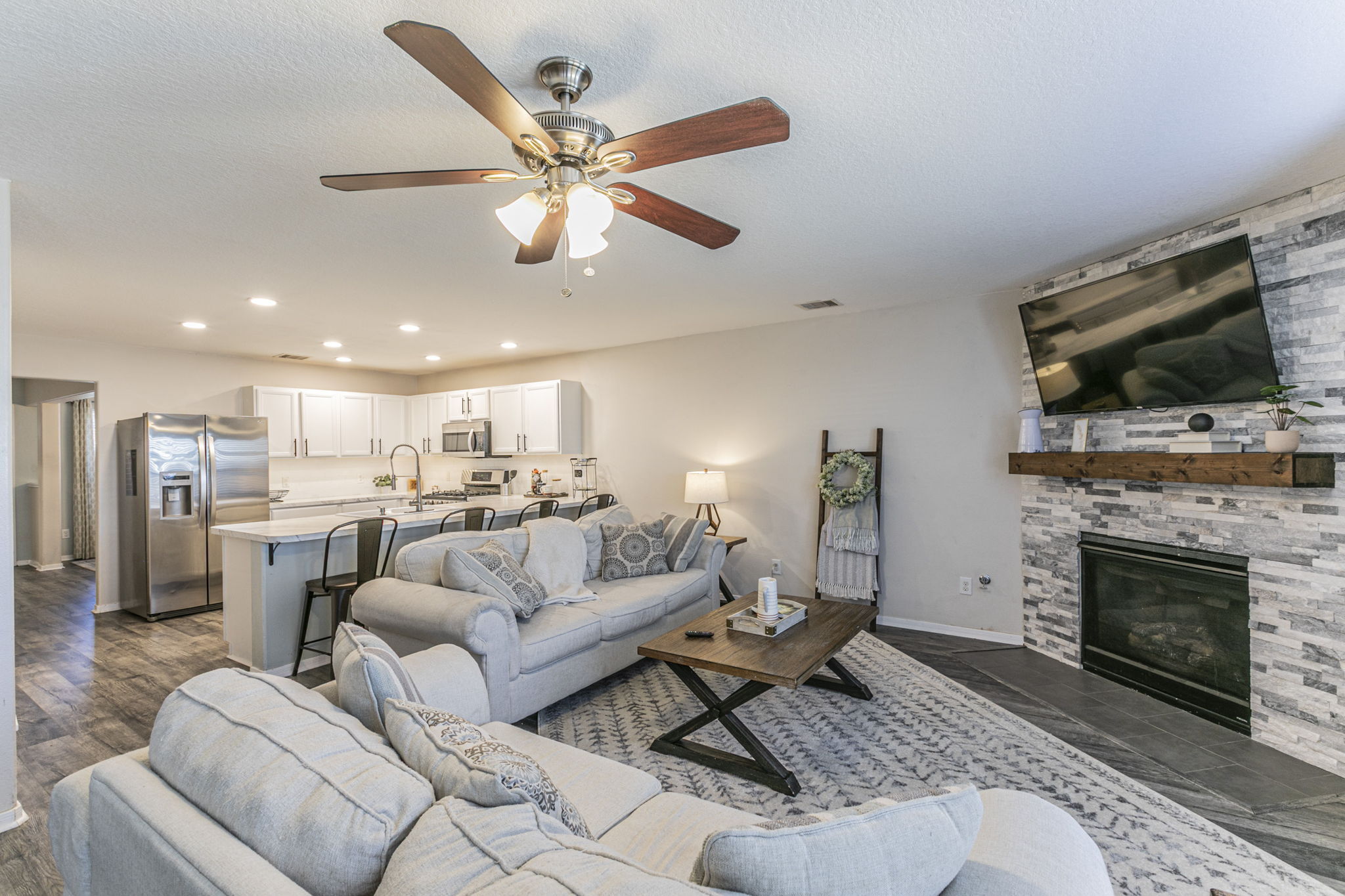 16731 Foursquare Drive Conroe, TX 77385 photo 3