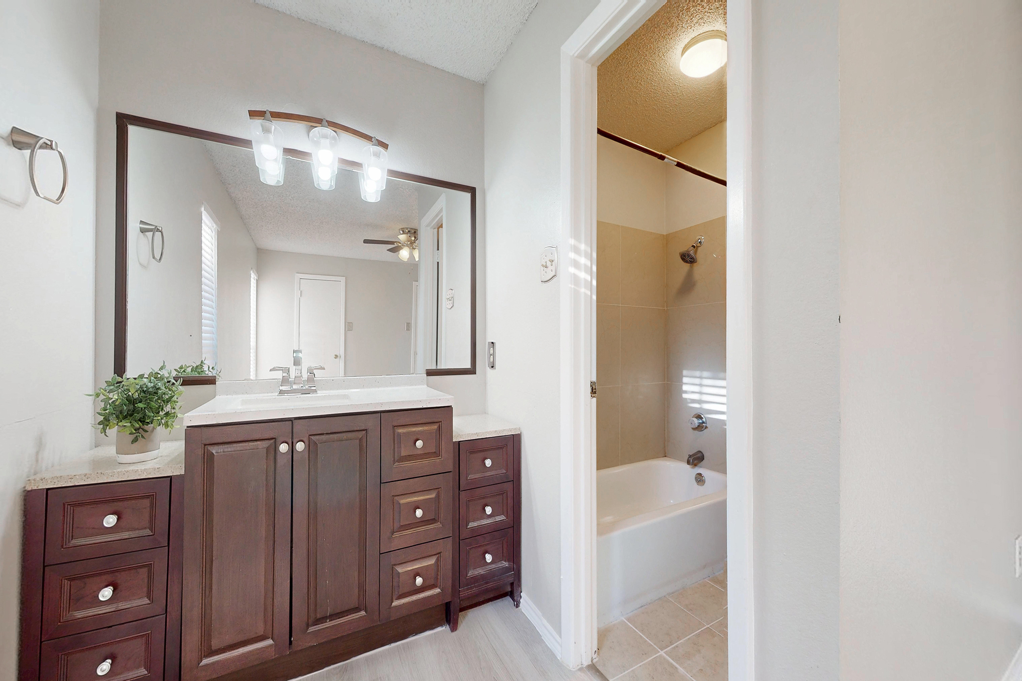 12484 Abrams Road 2121 Dallas, TX 75243 photo 18