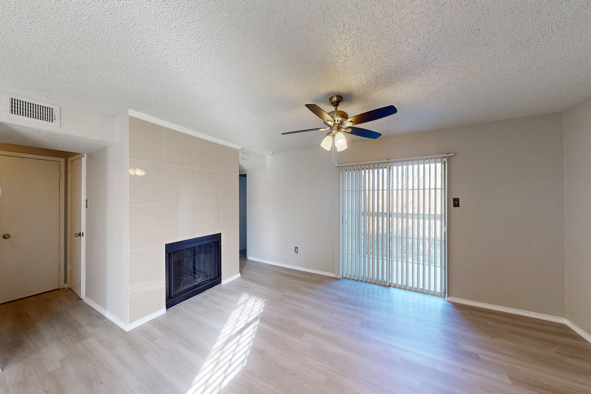 12484 Abrams Road 2121 Dallas, TX 75243 photo 4