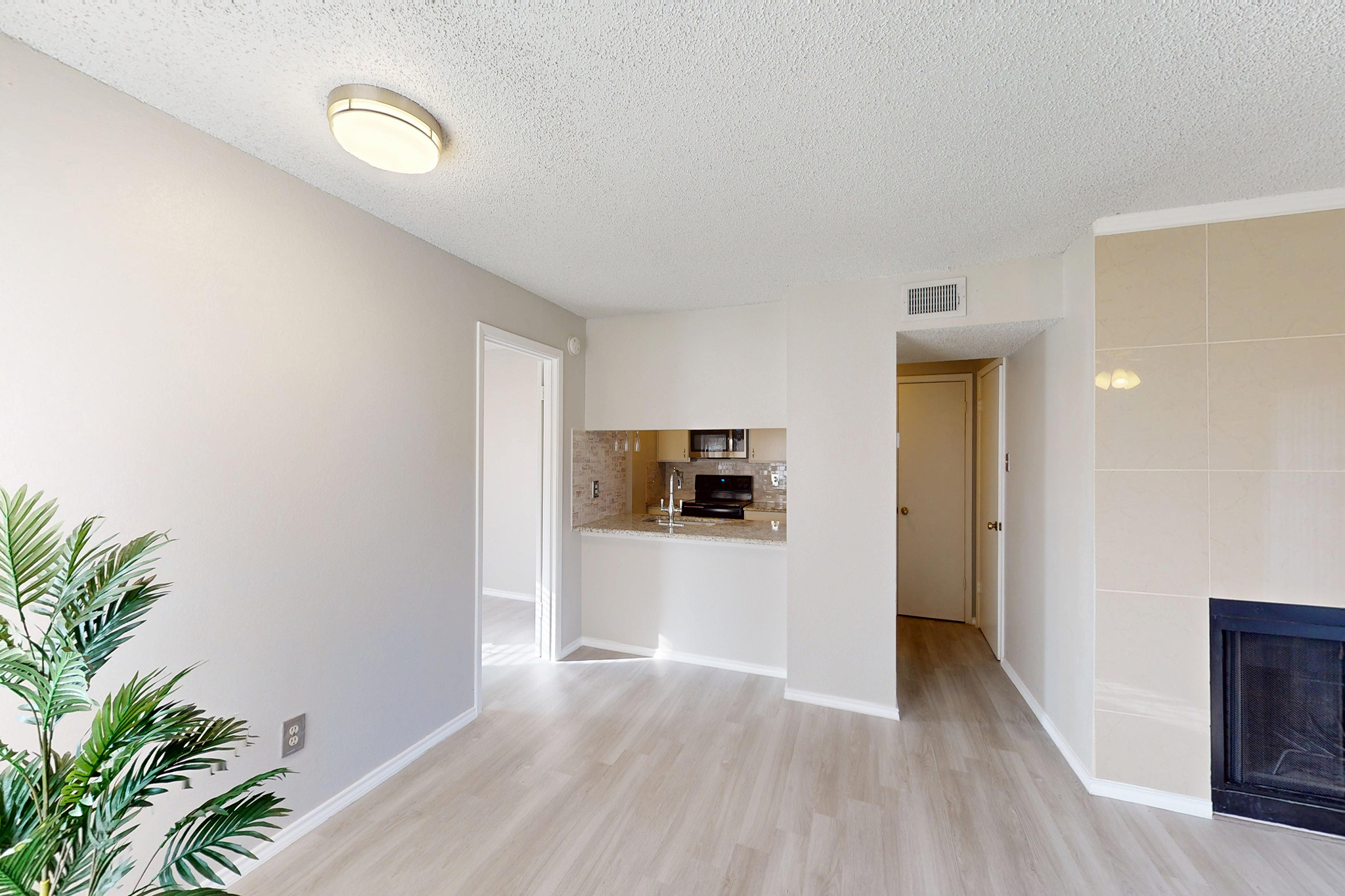 12484 Abrams Road 2121 Dallas, TX 75243 photo 7