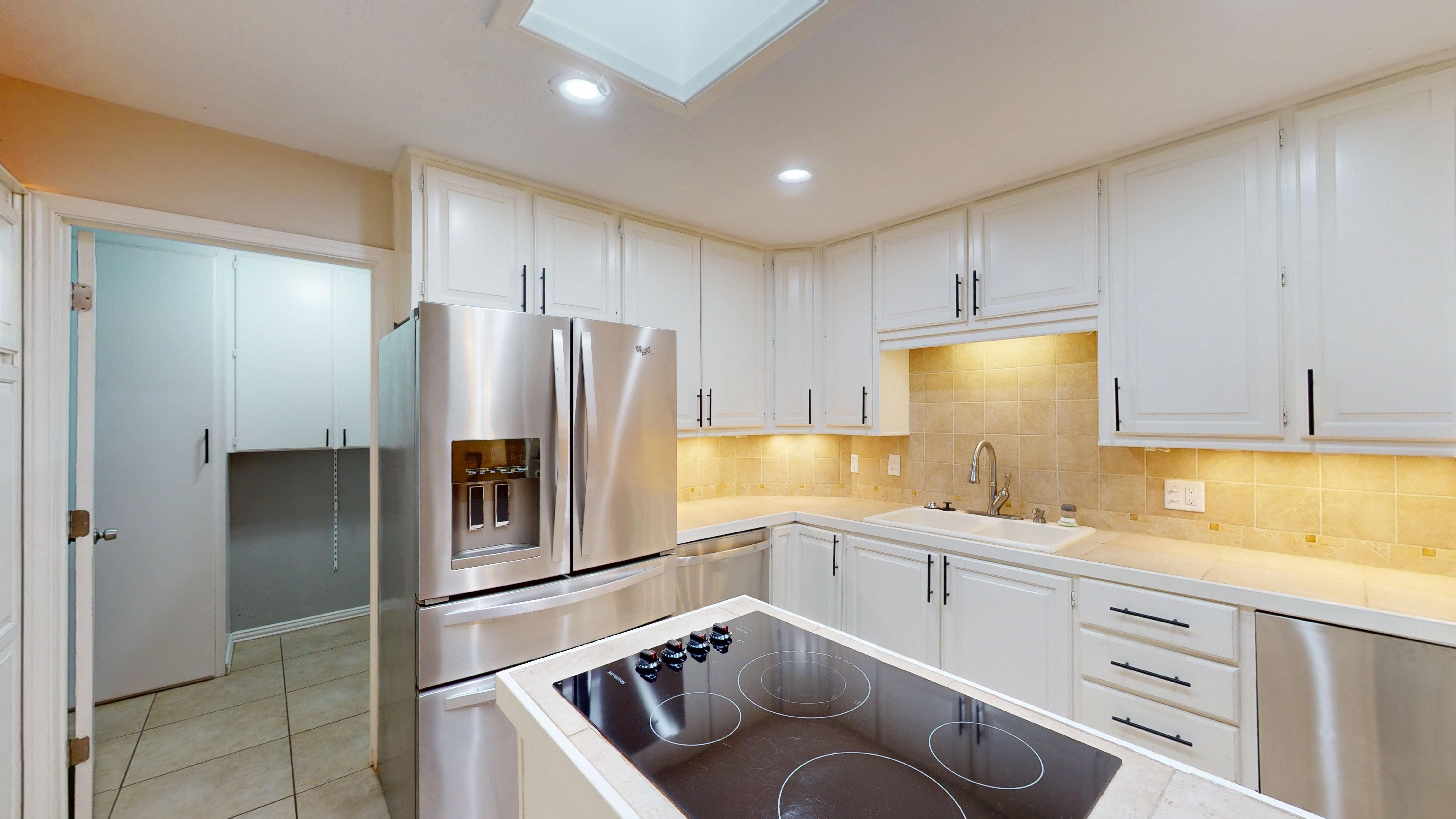 6920 Westover Drive Granbury, TX 76049 photo 8