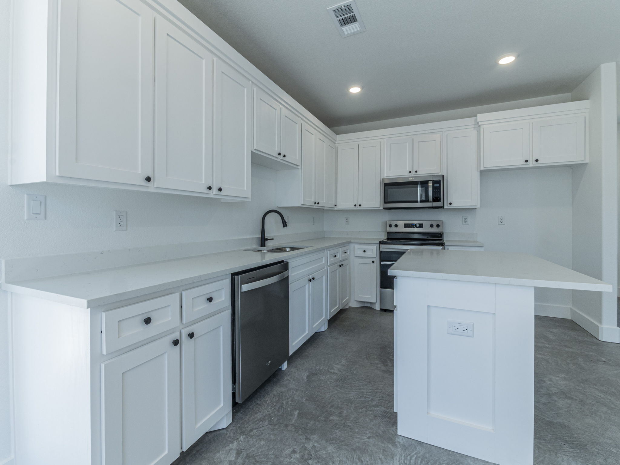 1010 East Marble Street Burnet, TX 78611 photo 7