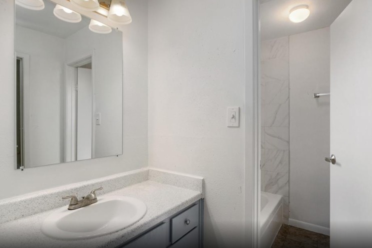 4027 Briarglen Drive Dickinson, TX 77539 photo 8