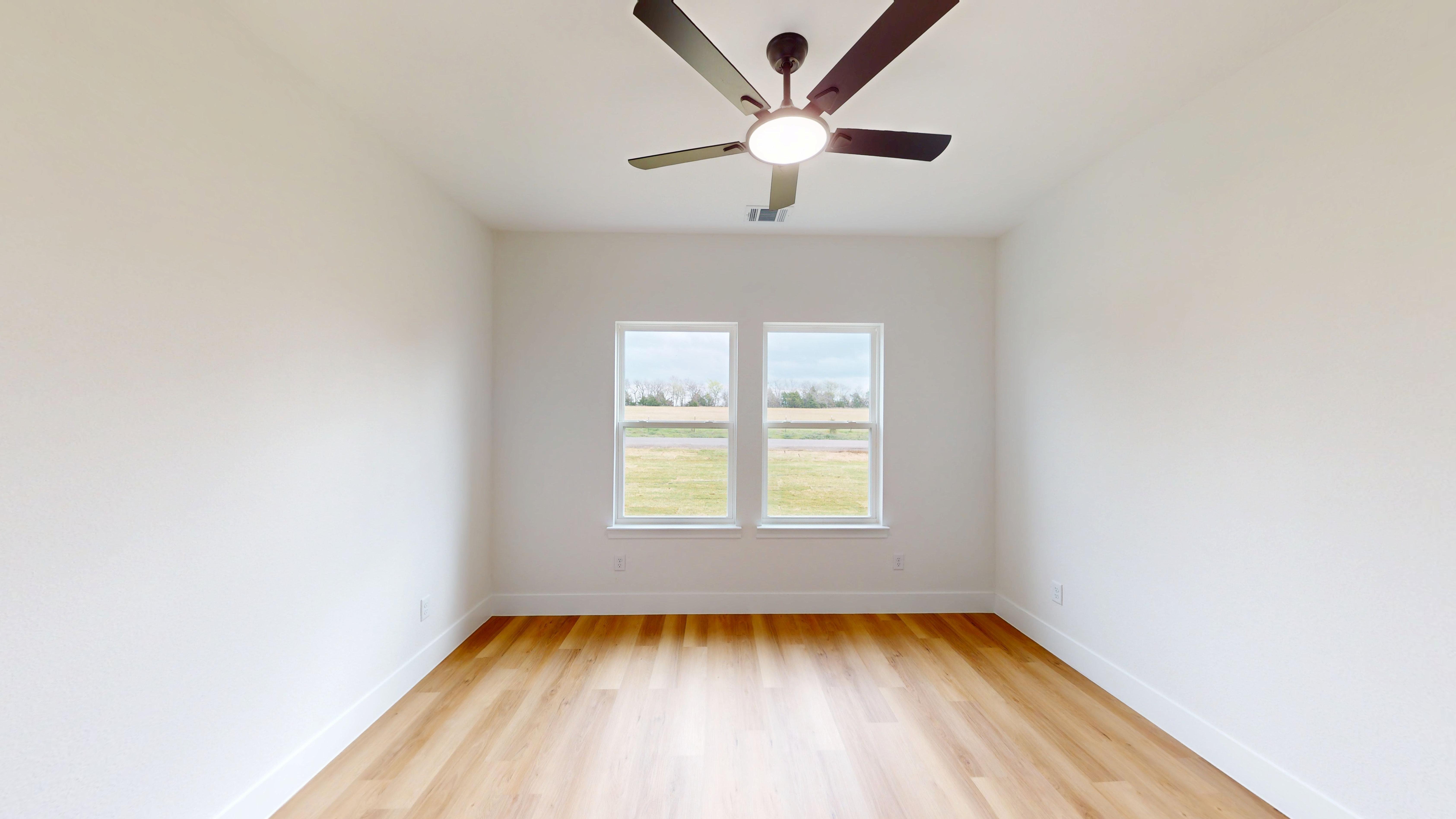 956 County Road 4108 Greenville, TX 75401 photo 17