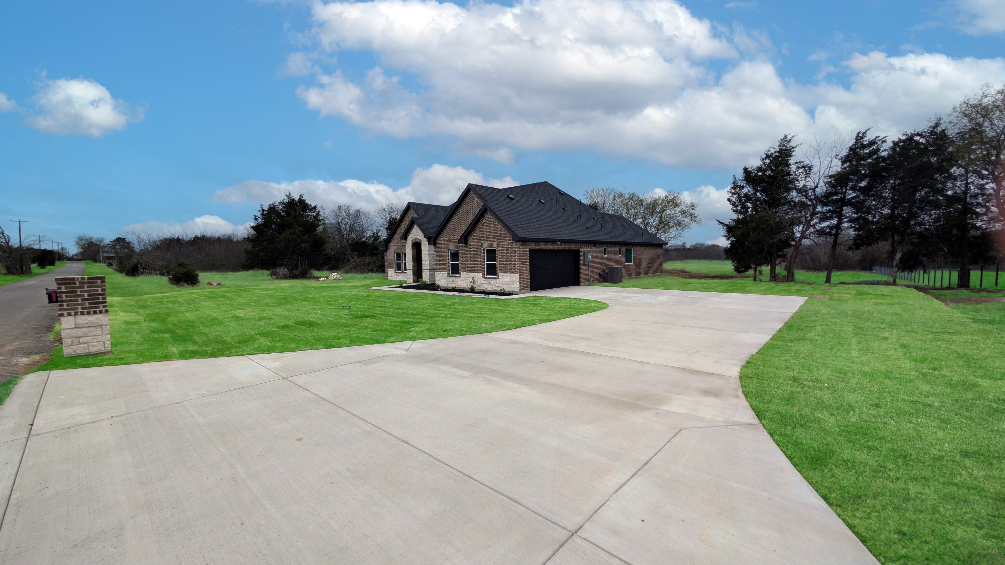 956 County Road 4108 Greenville, TX 75401 photo 33