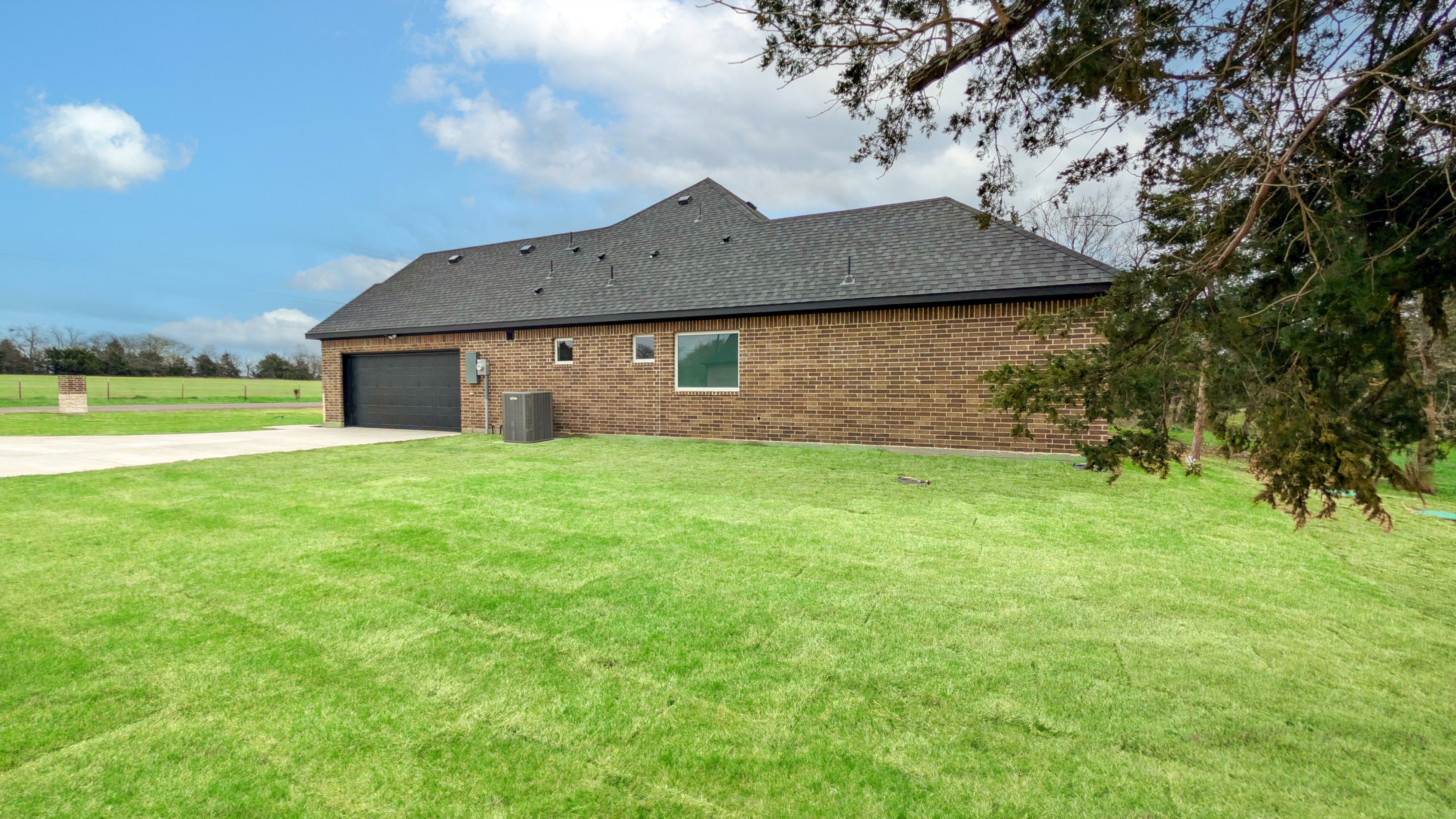 956 County Road 4108 Greenville, TX 75401 photo 31