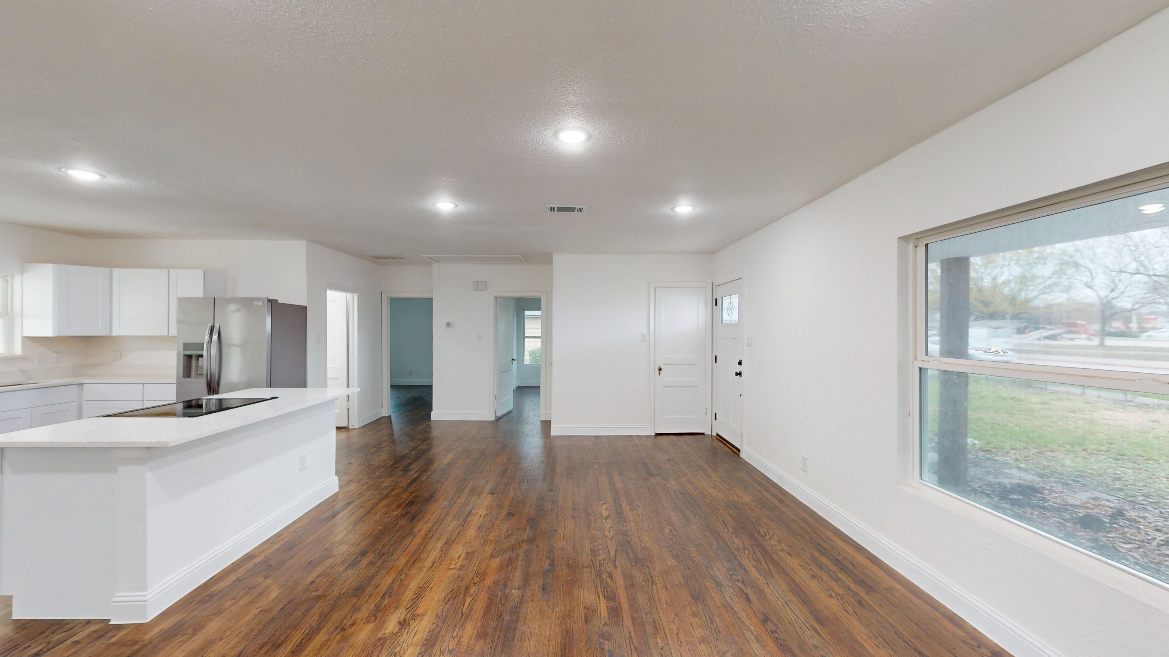 1425 West Walnut Street Garland, TX 75042 photo 4