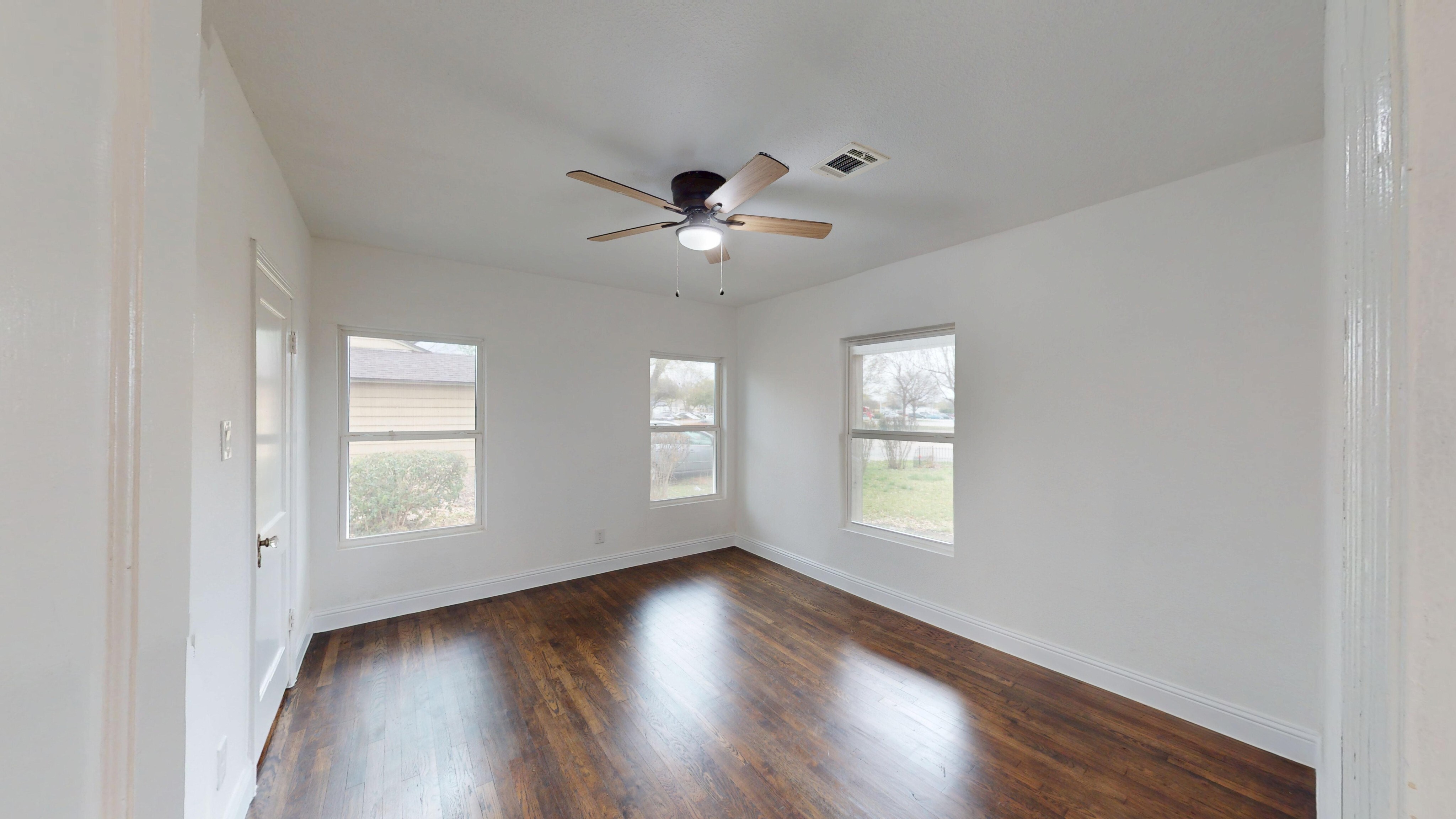 1425 West Walnut Street Garland, TX 75042 photo 23