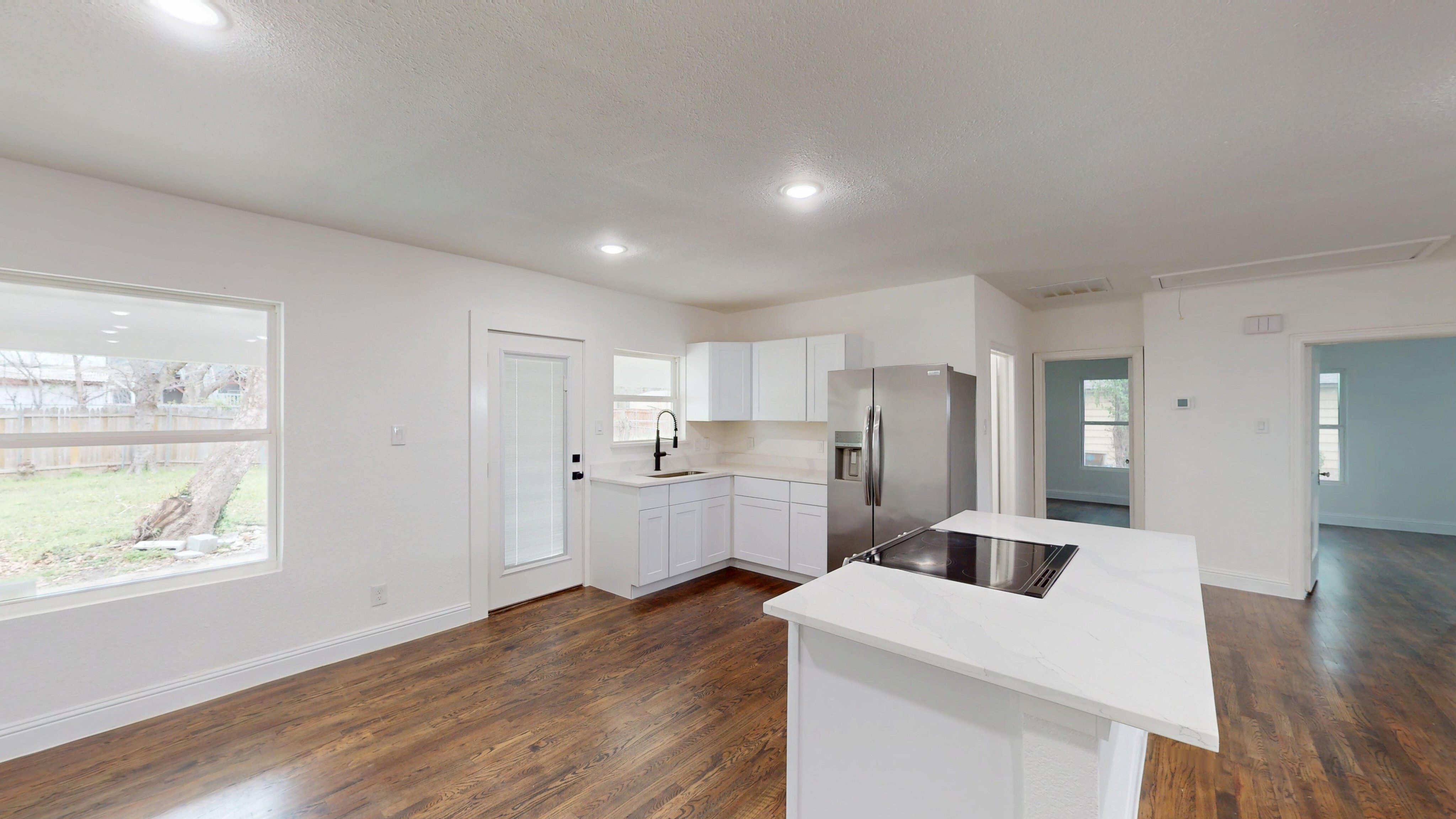 1425 West Walnut Street Garland, TX 75042 photo 10