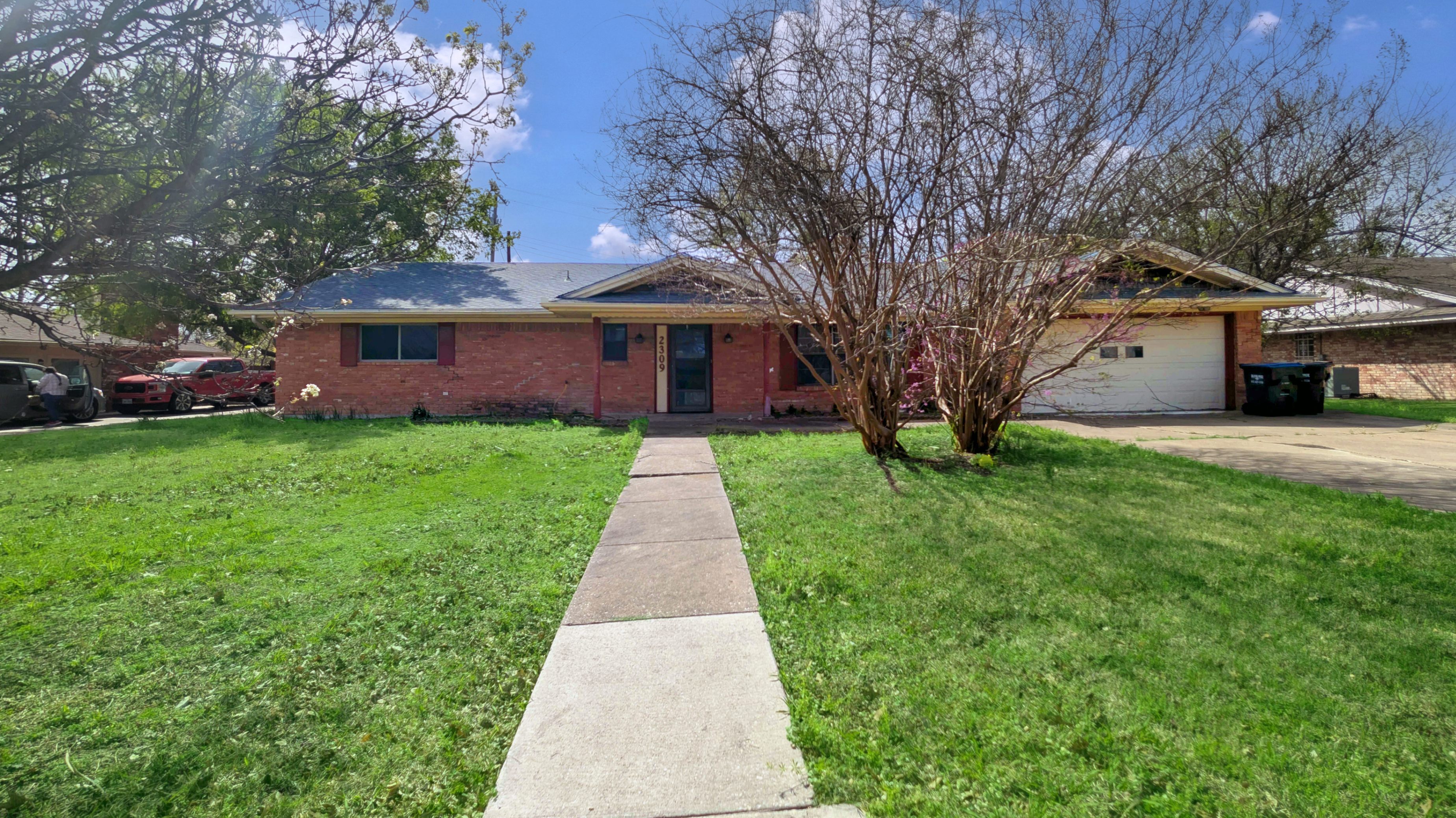 2309 Terrell Road Greenville, TX 75402