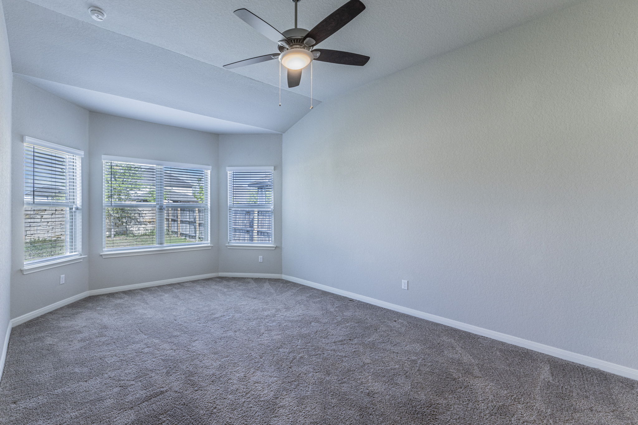 1519 Argon Way San Antonio, TX 78245 photo 11