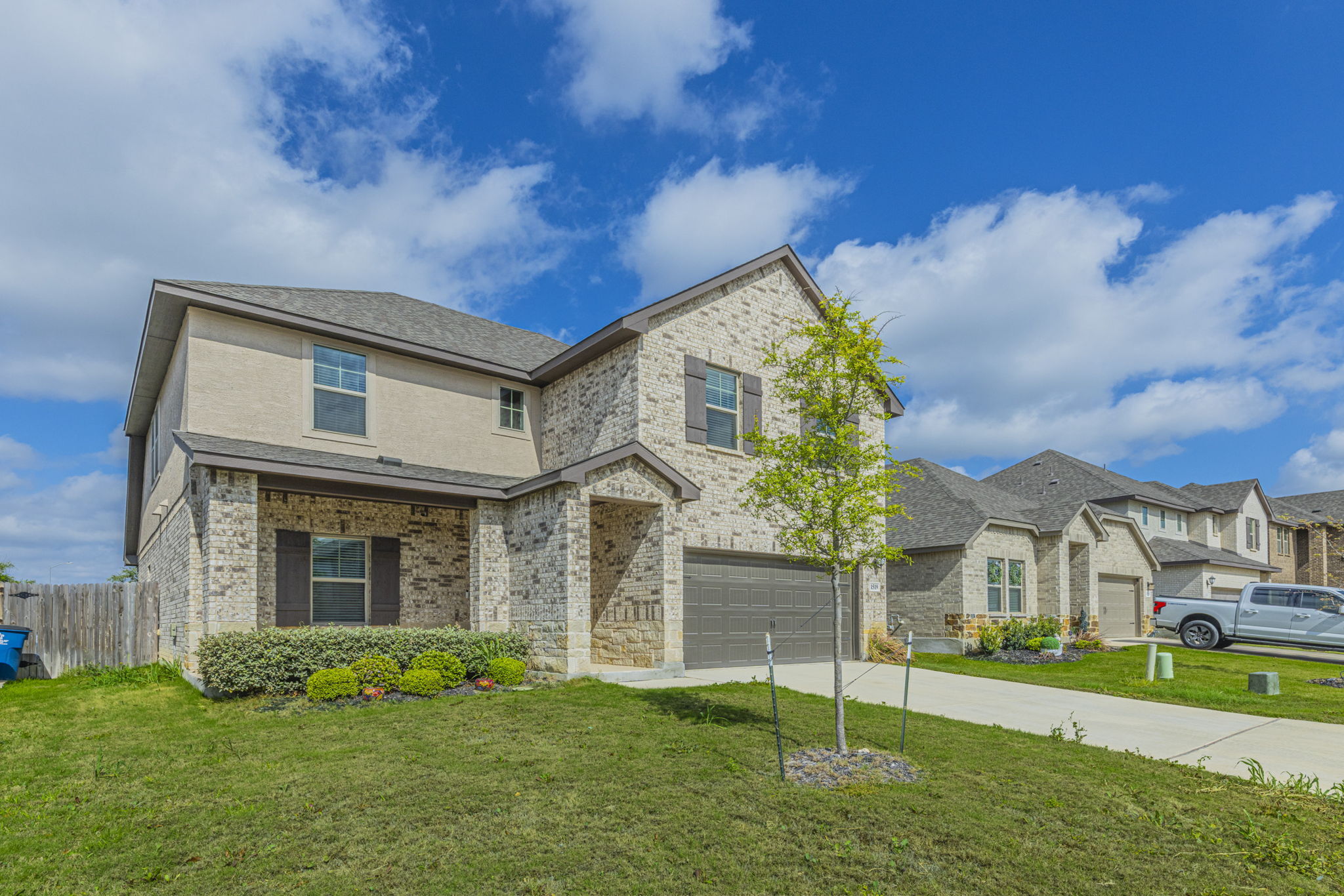 1519 Argon Way San Antonio, TX 78245 photo 2