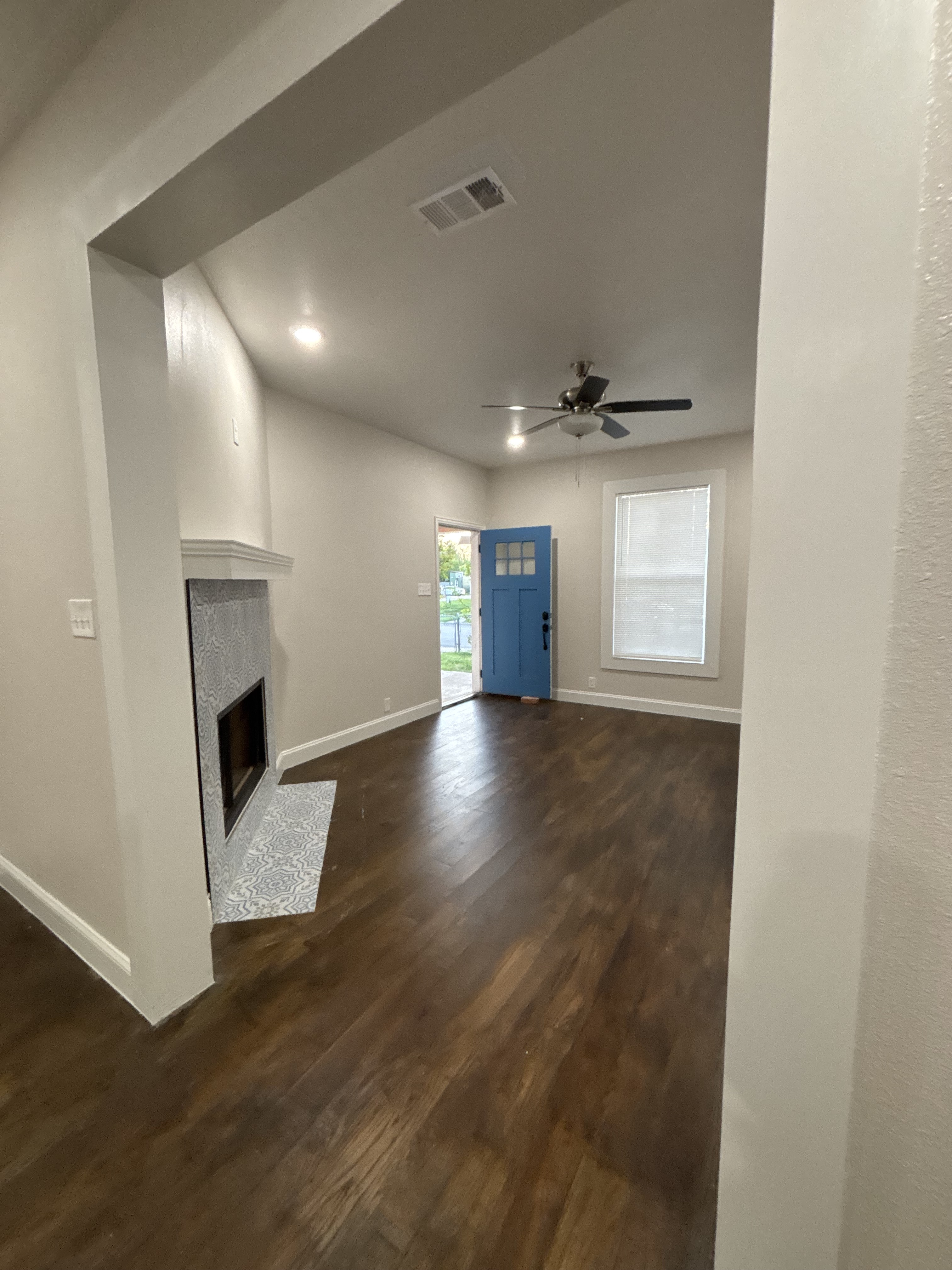 620 South Willomet Avenue Dallas, TX 75208 photo 3