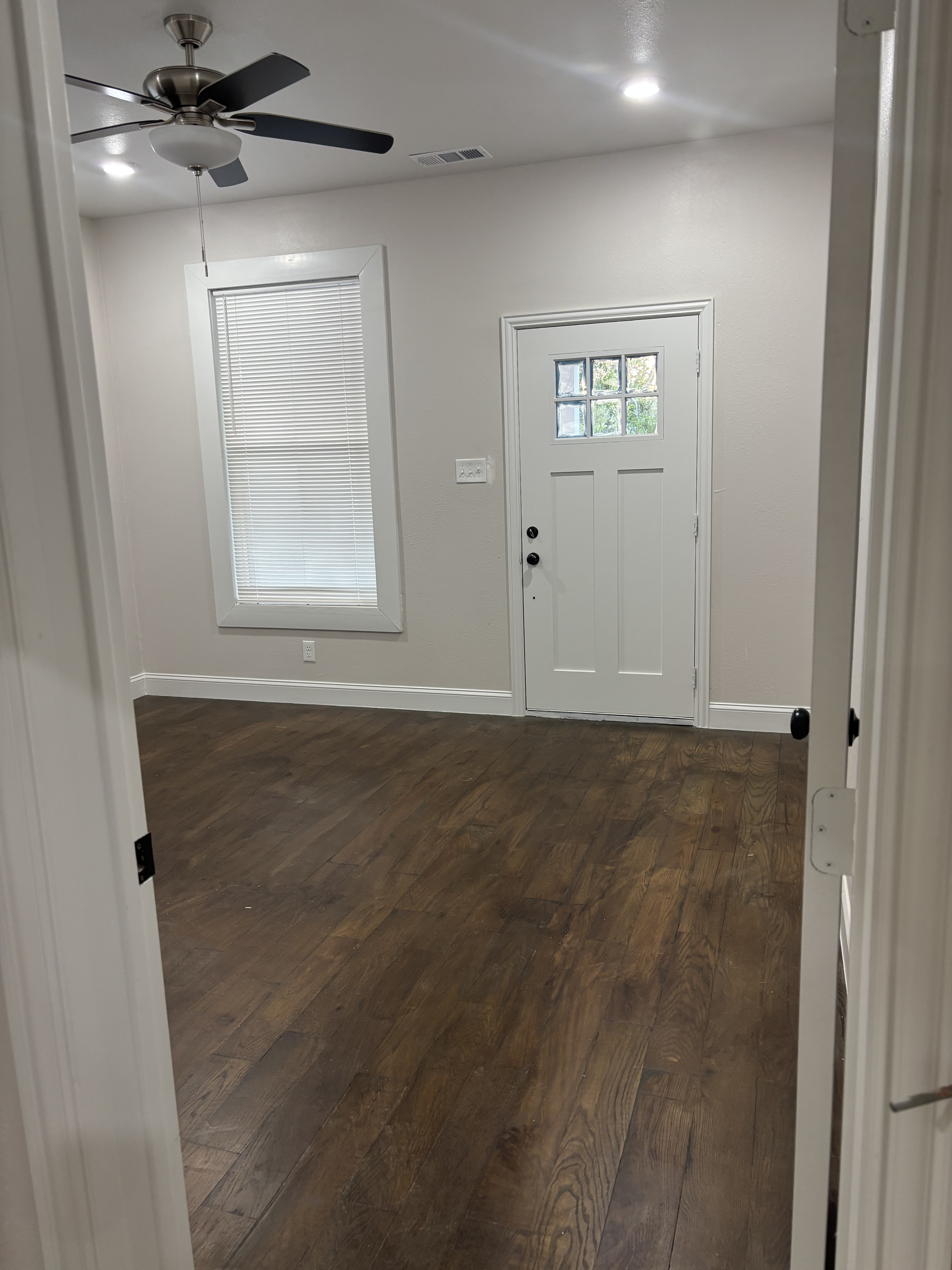 620 South Willomet Avenue Dallas, TX 75208 photo 7